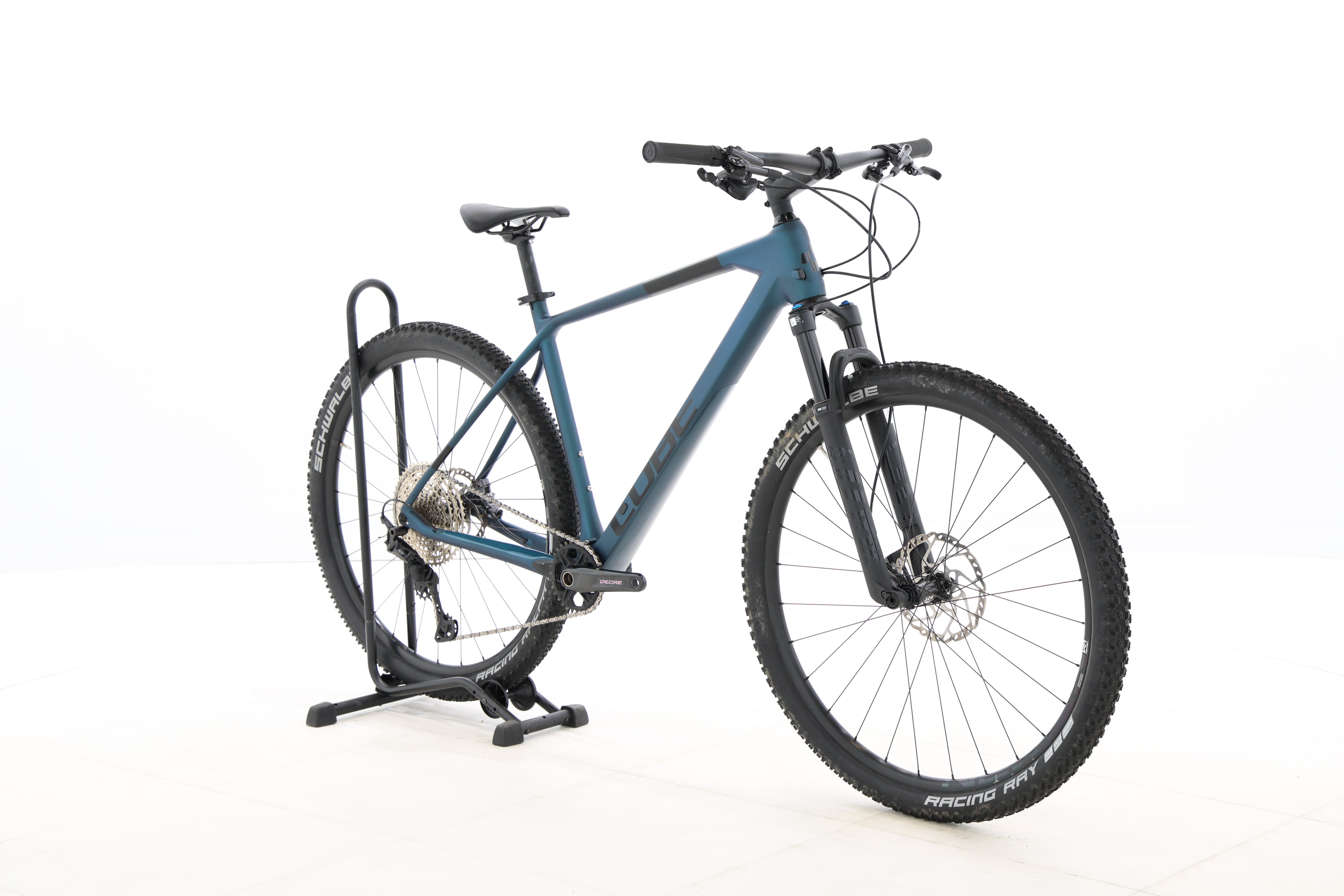 d95ec066-425a-45e8-98b3-ddf843894d85