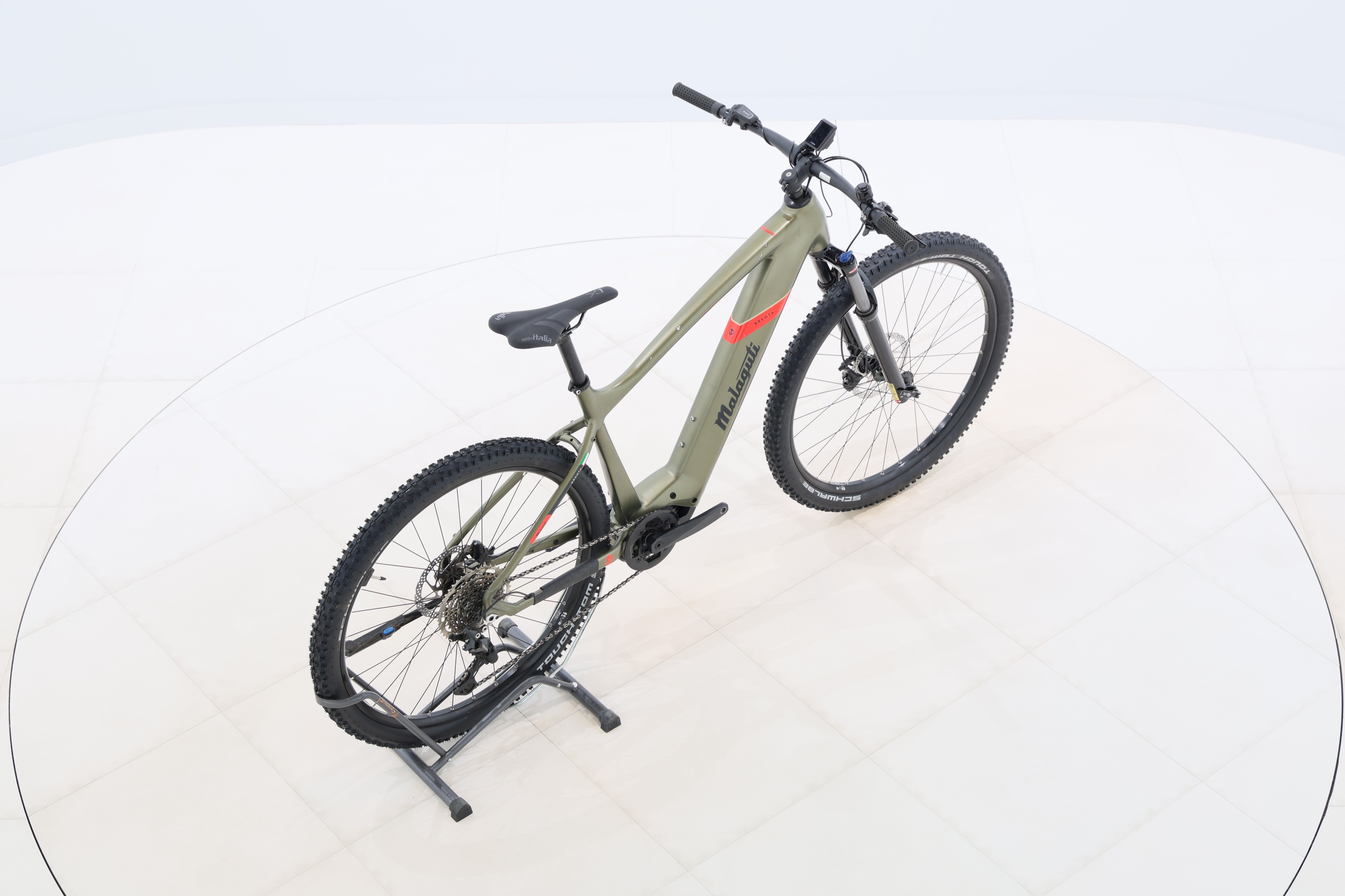 cbd2dff2-4b26-49cd-9332-05924405e850