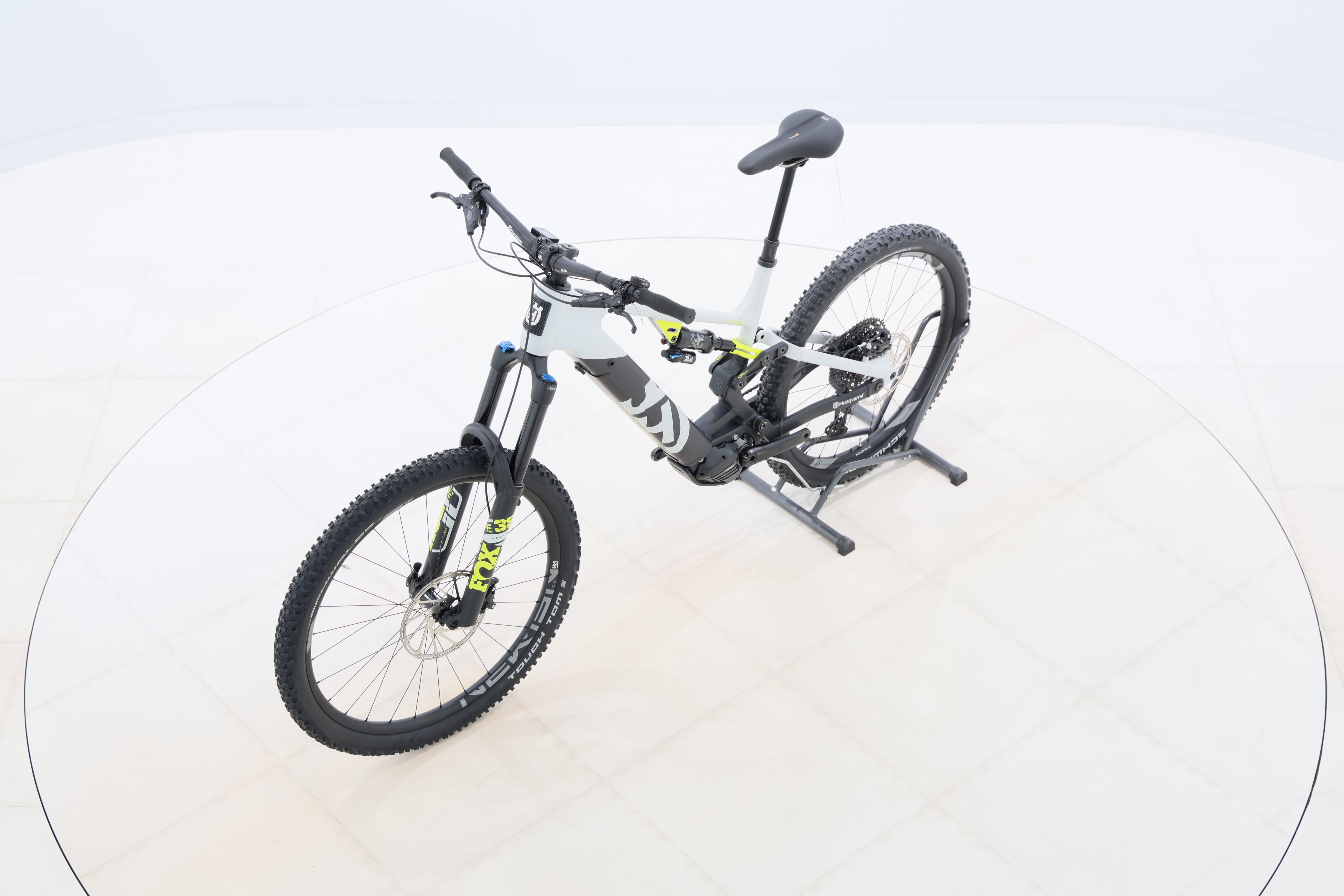 17c2dfa6-25c4-4d8f-8e07-0faee0dd3084