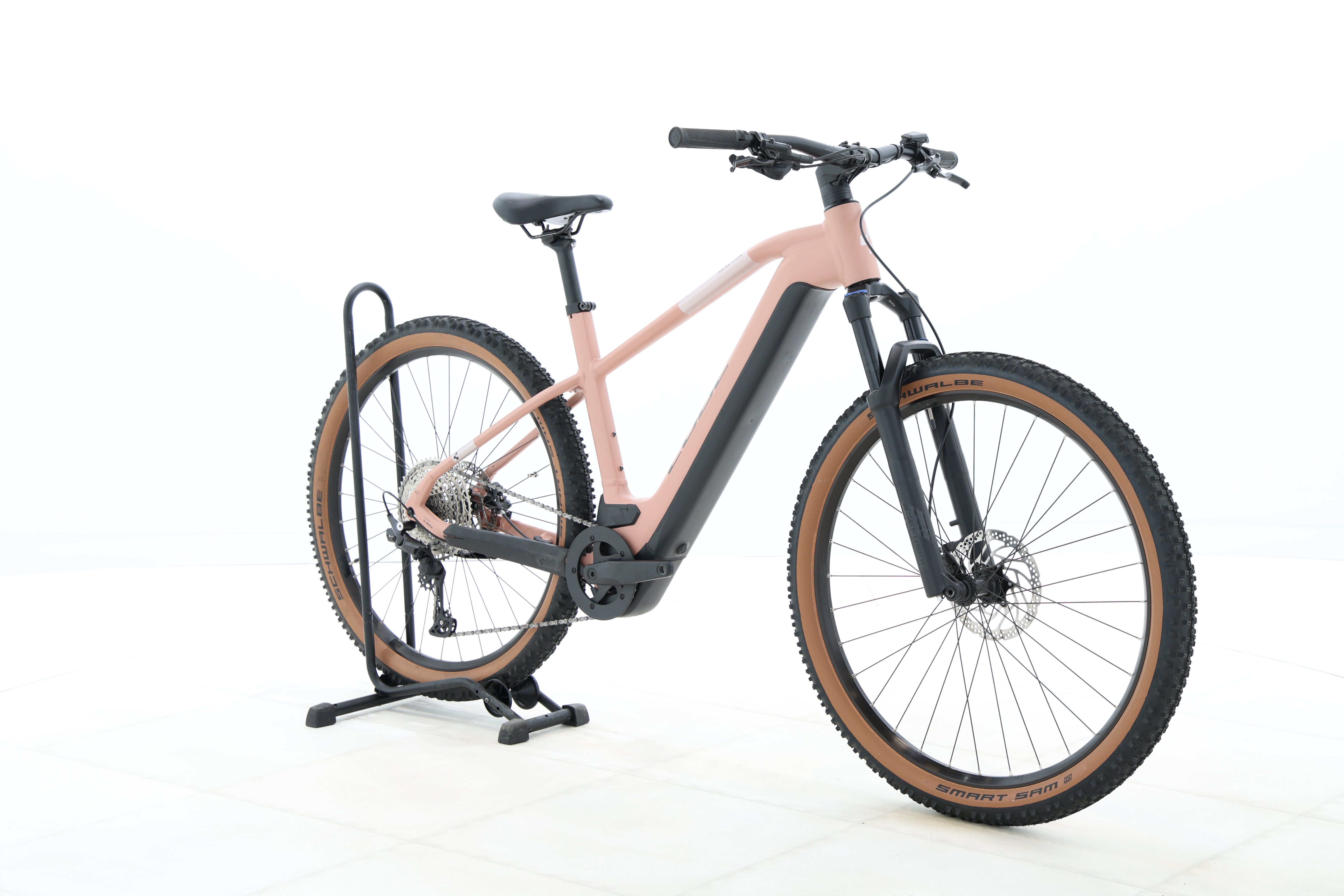 5000f2f4-6b4b-4fd3-9dfa-ff69199f3832