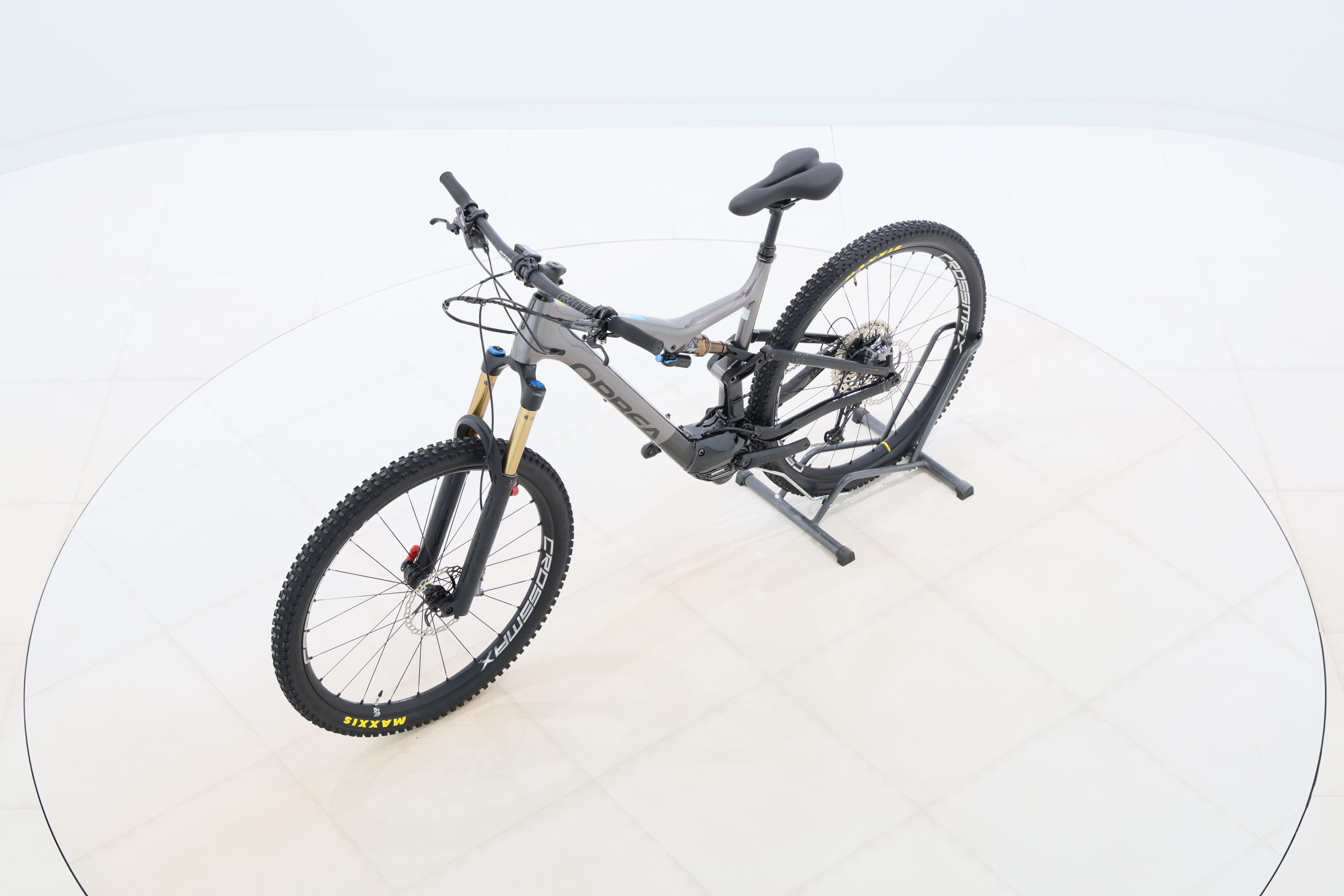 456833d4-46ca-4d6d-a3f7-3a6888a4d9e0