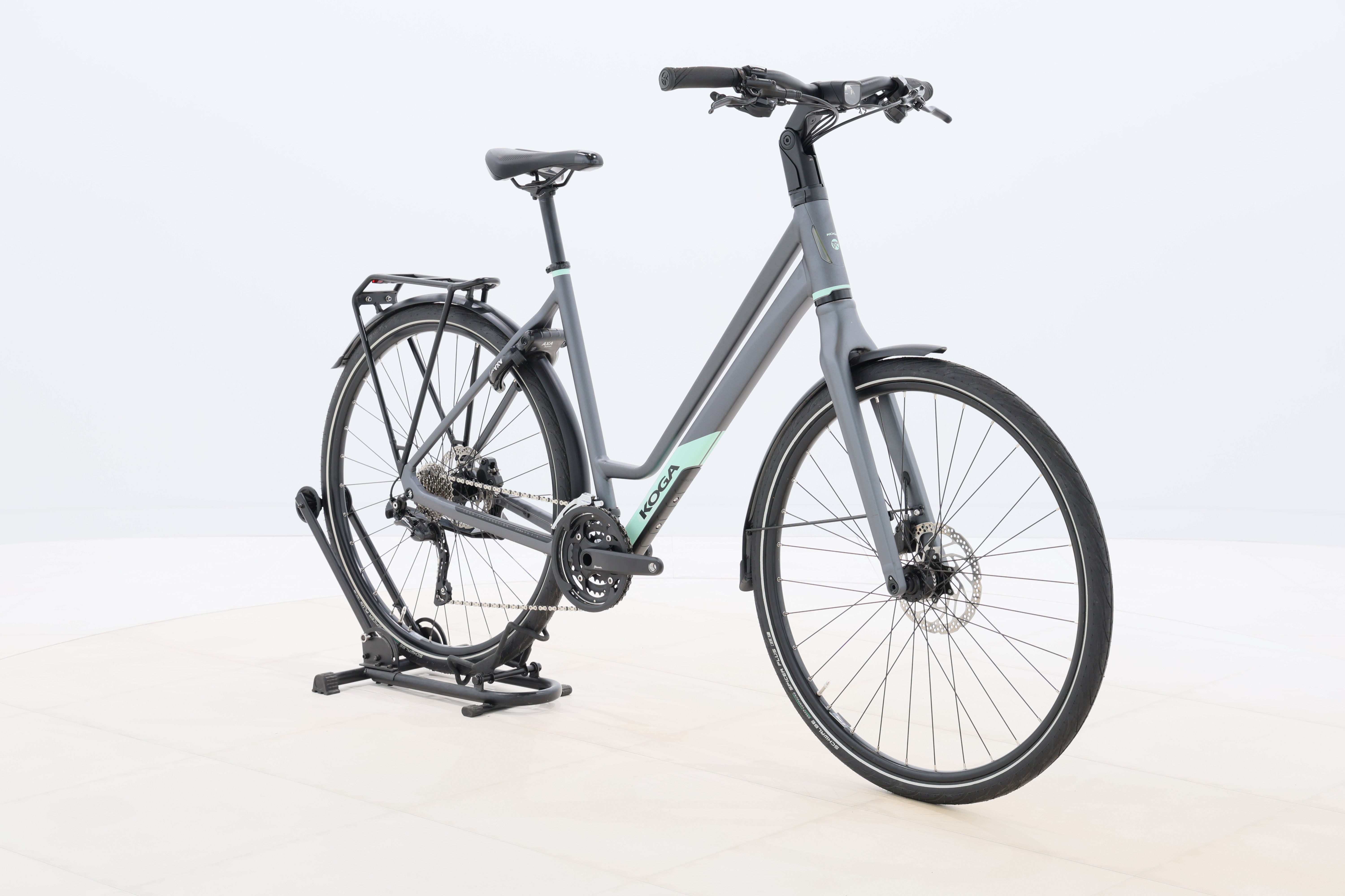 f6a1ace4-e015-401d-9e16-9ce37a05321b