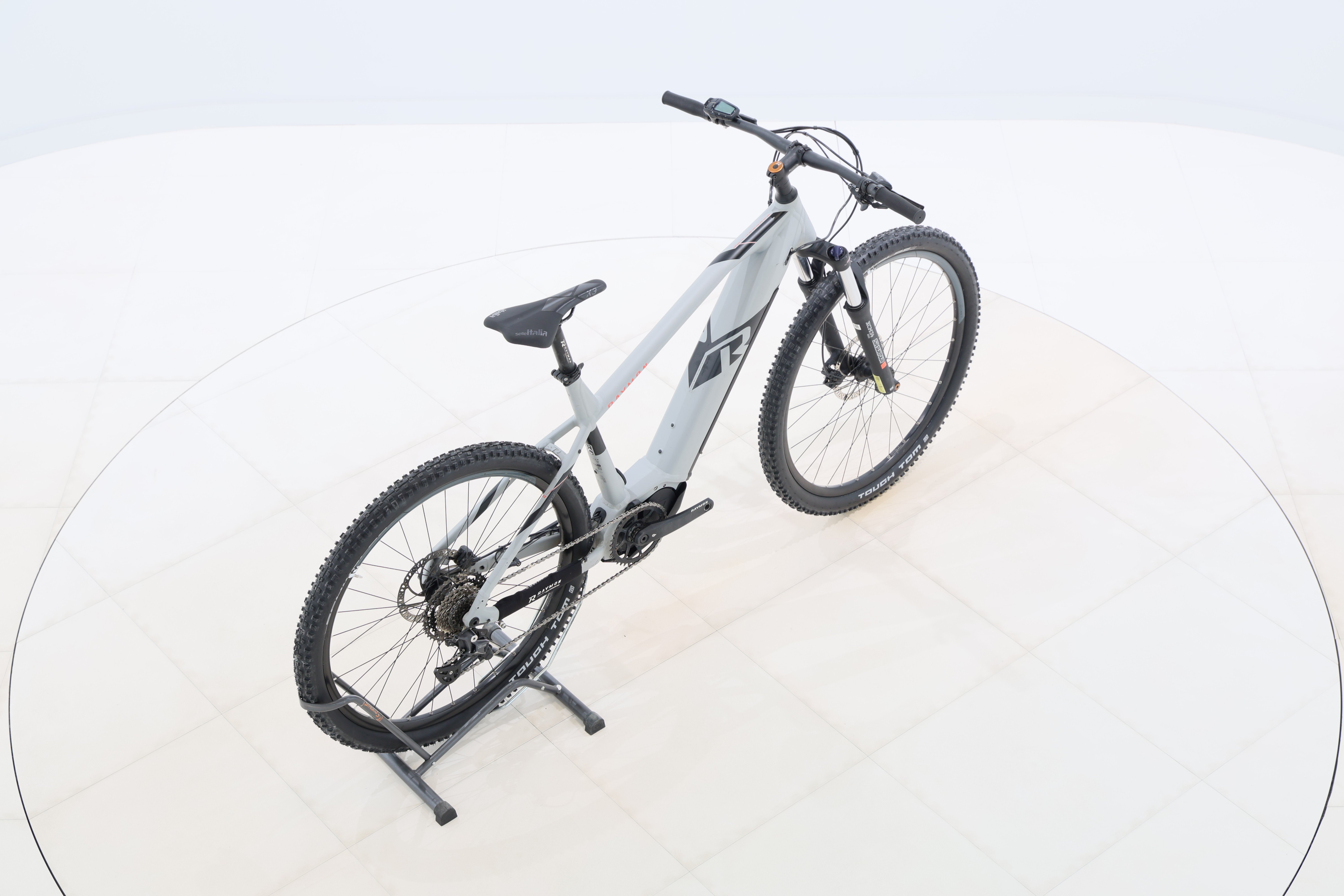 85aa7c27-a0ea-4e93-af12-e1407d1504c7