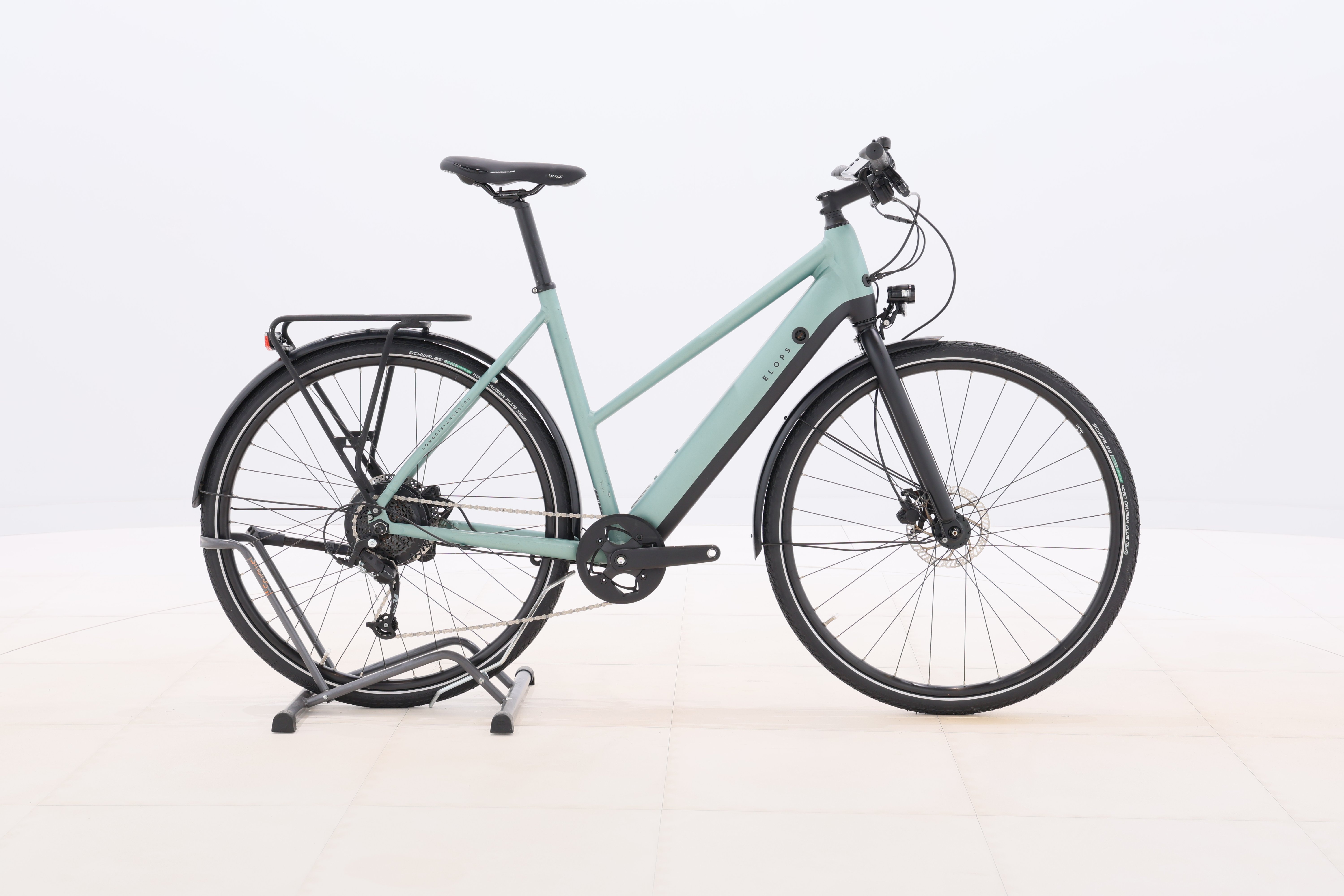 16602565-58c1-49ad-8dba-33e32ca7c1aa