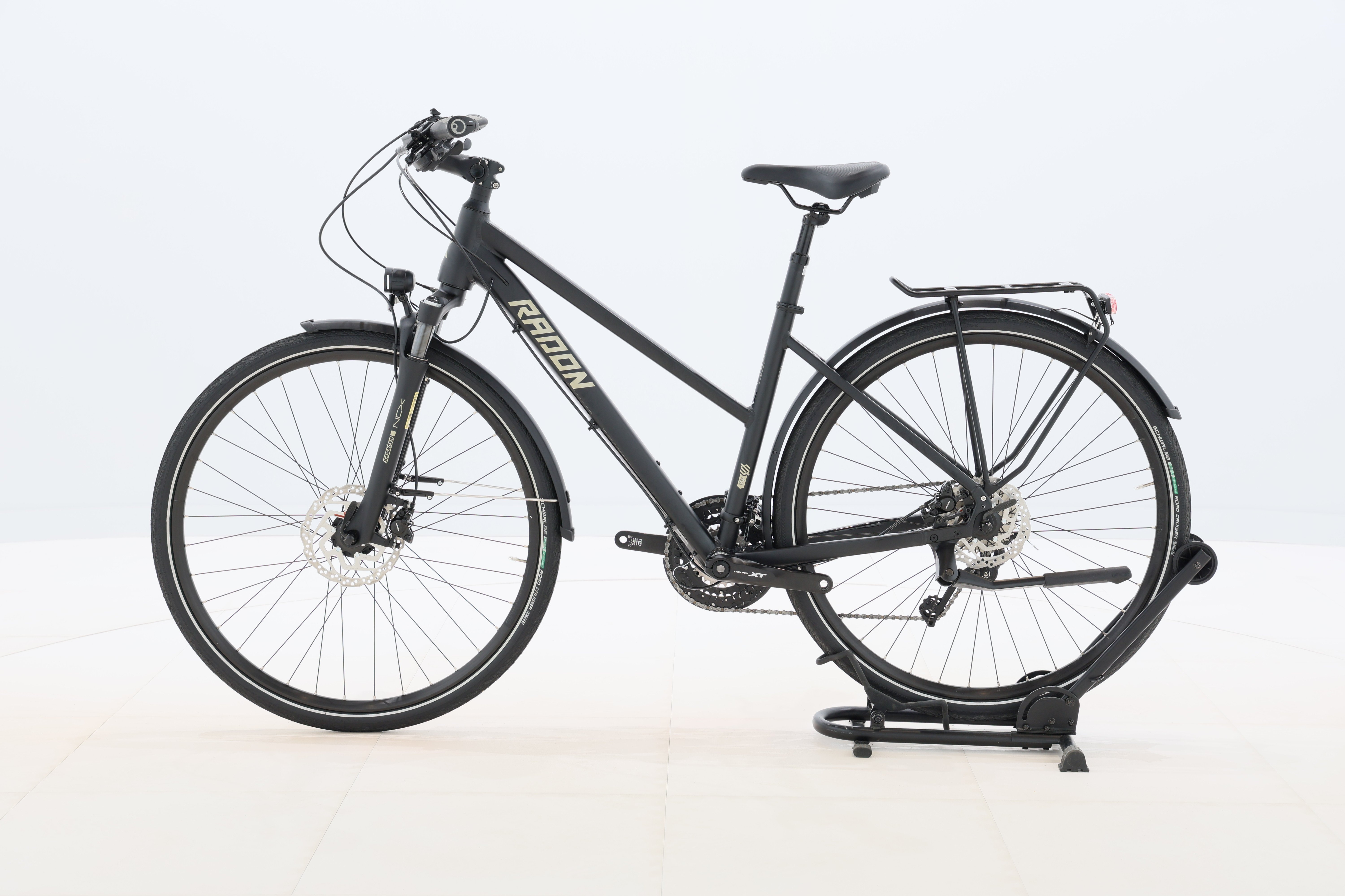 a0bfa977-0540-4a6e-9086-16a0e4a80895