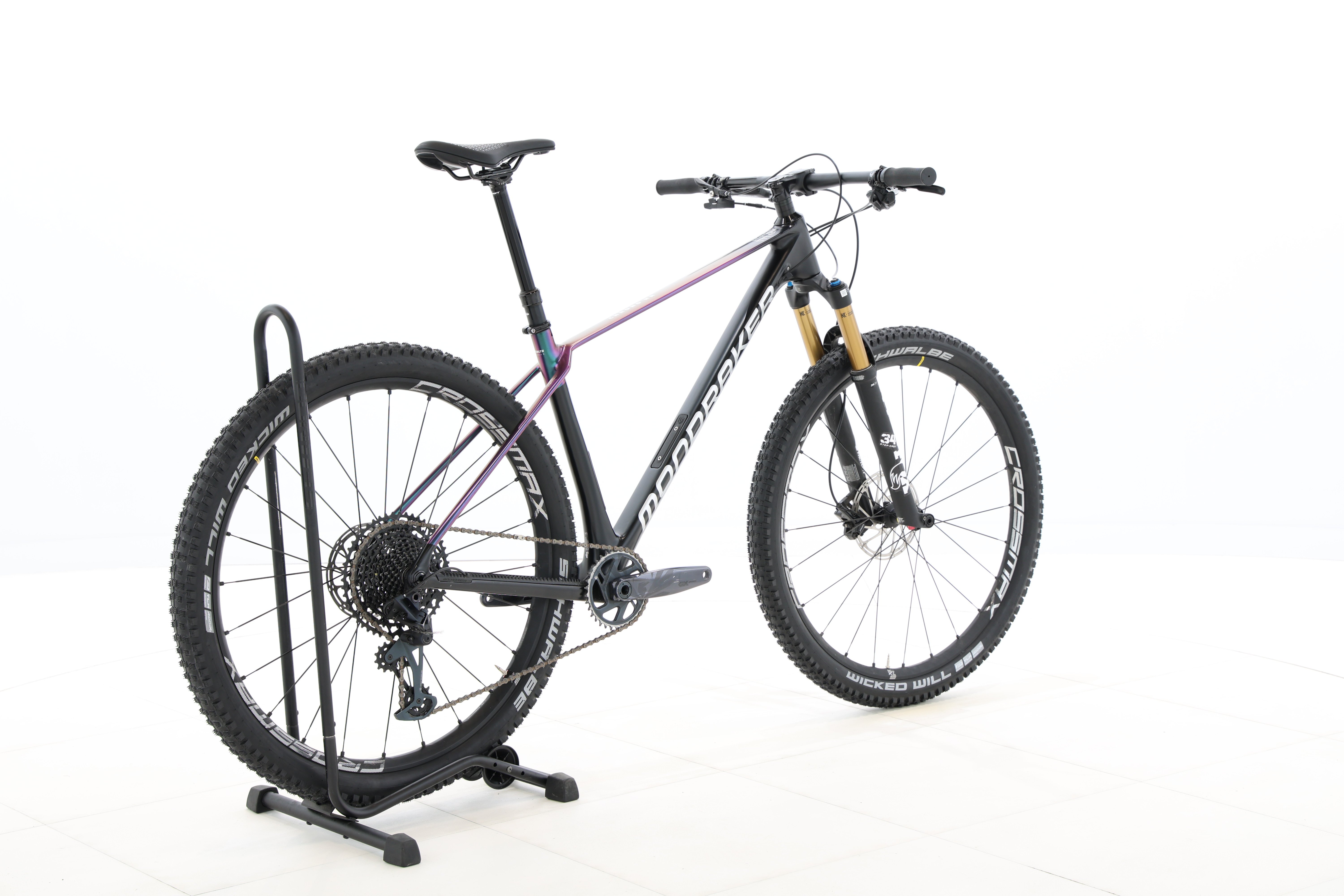 5c266bca-fe95-45d8-8dde-b391348ffd0c