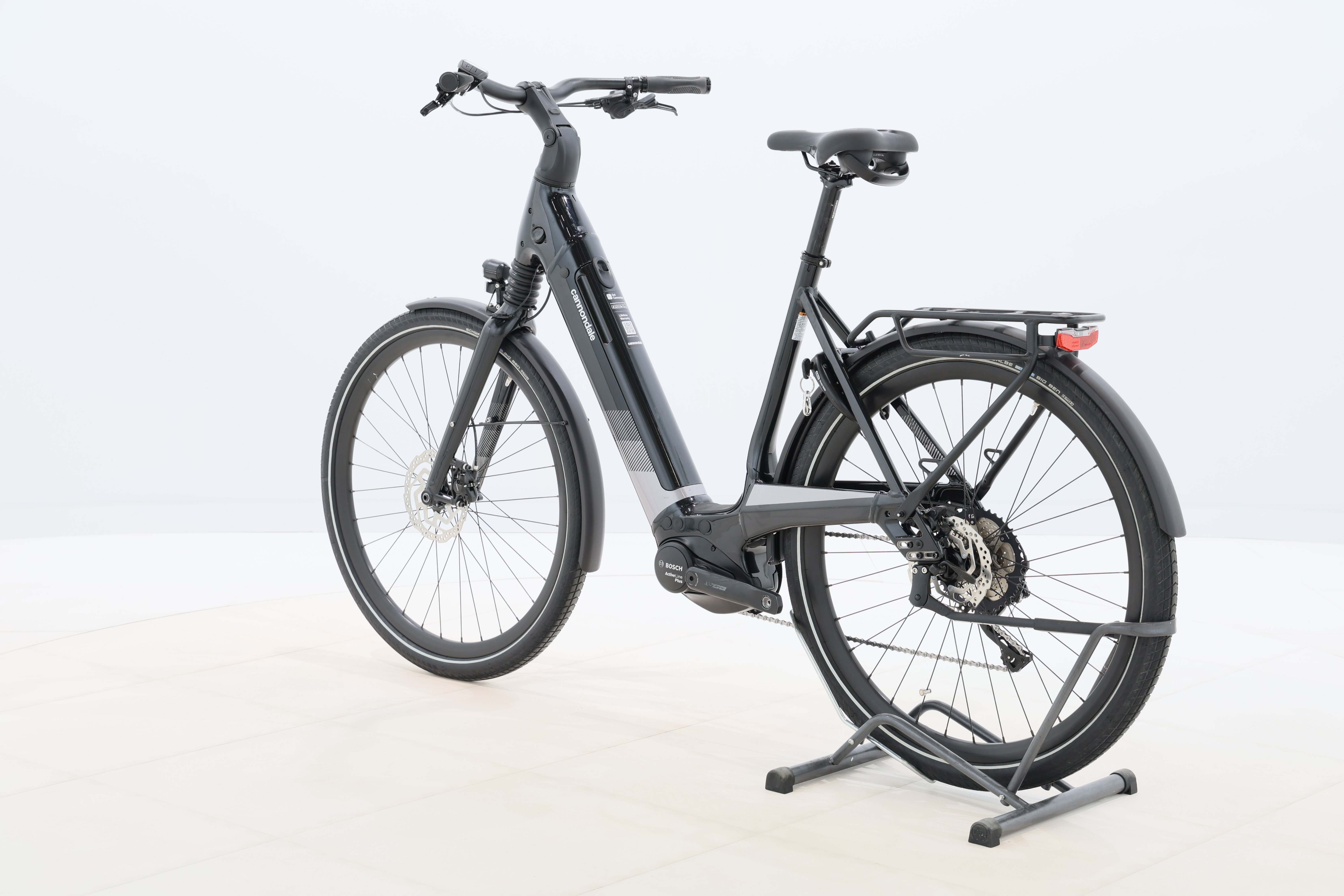 cec4eaa8-ffb7-4b85-b4d5-239ee2036ec3