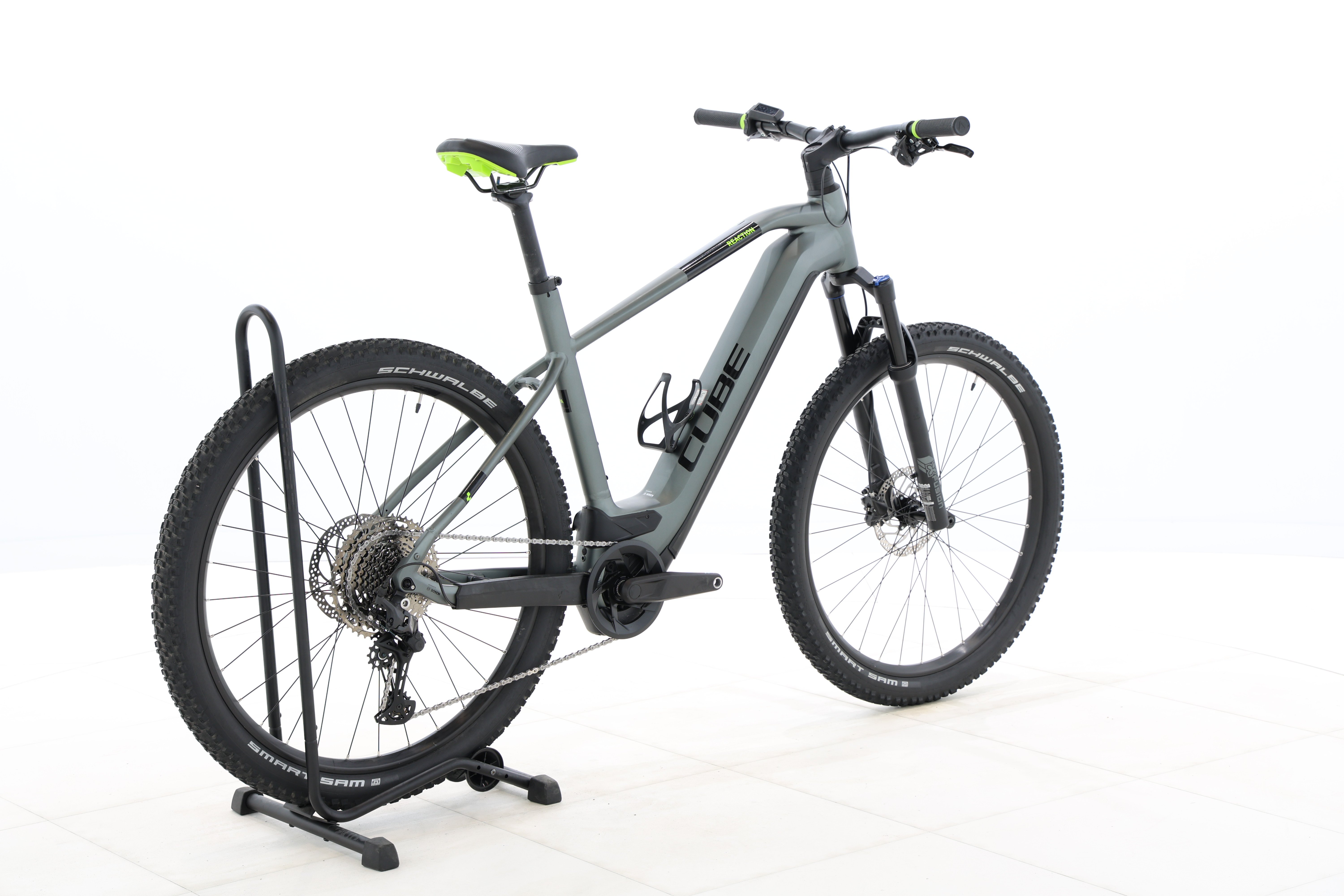 e54c5b00-7bf1-43a1-8cce-a941aa0281eb