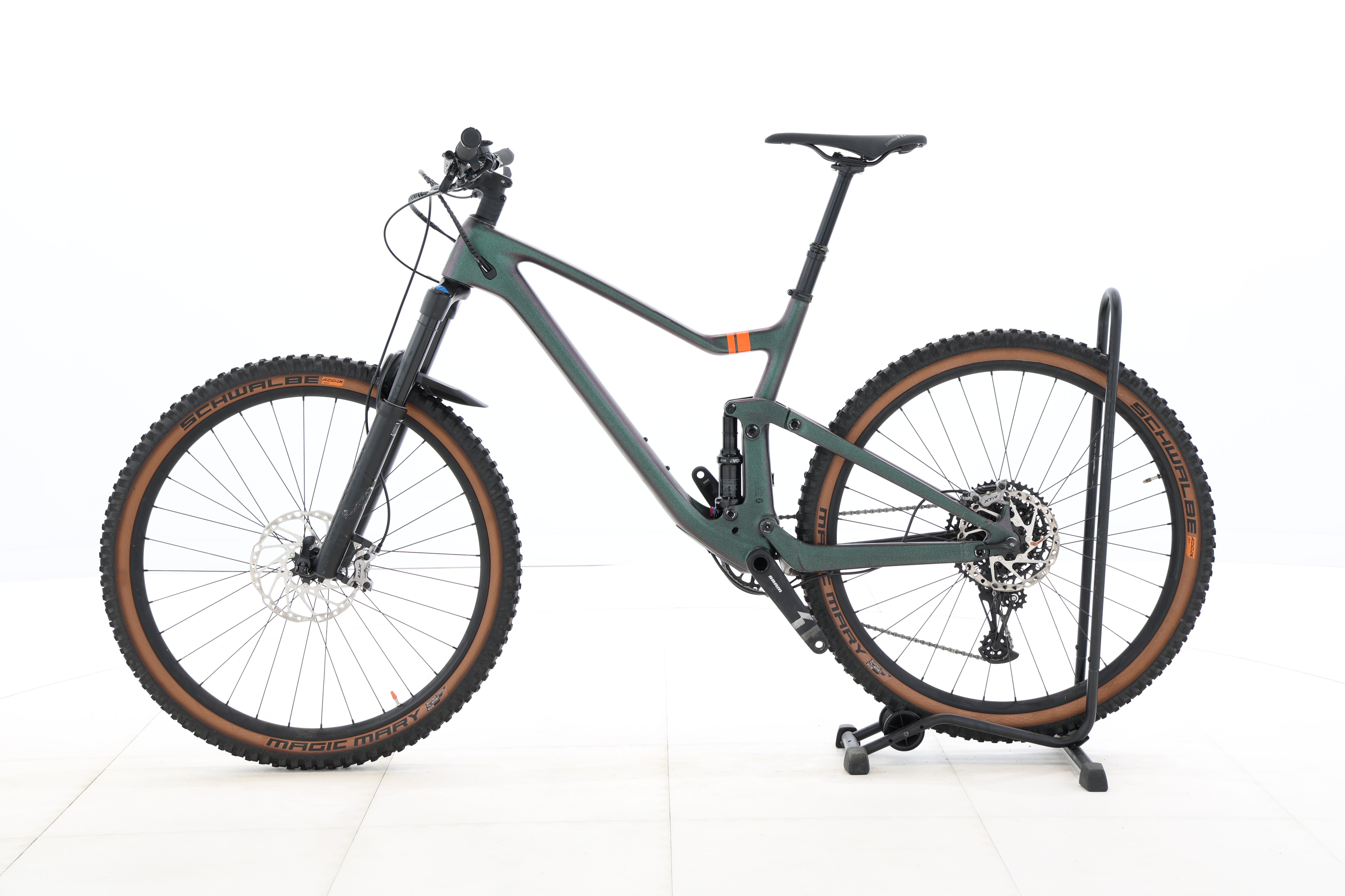 7f605e8f-399c-4087-8bd8-5a9ecf772499