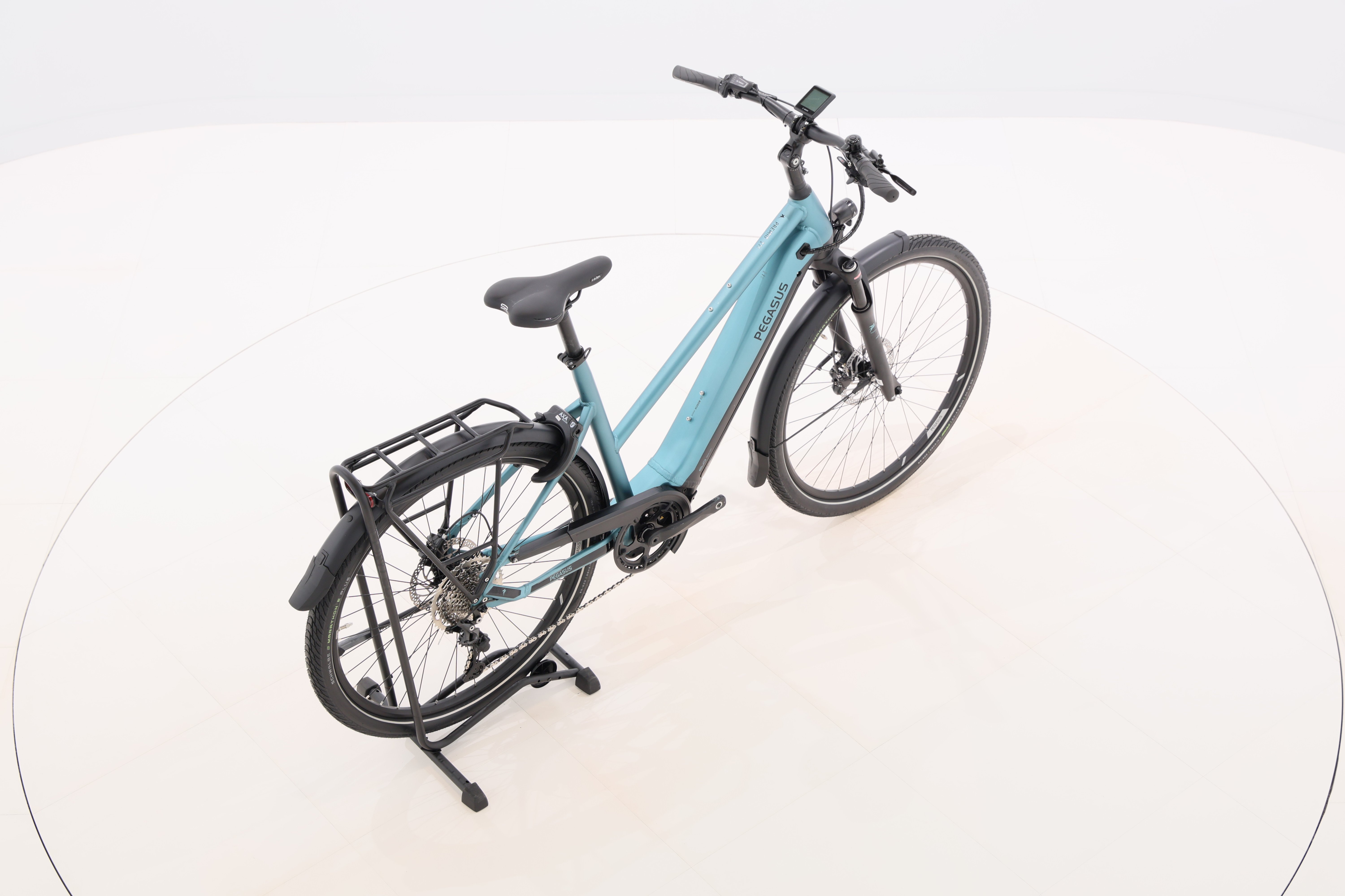 c0989d3a-abb6-4247-aca5-2035a1a2ee40