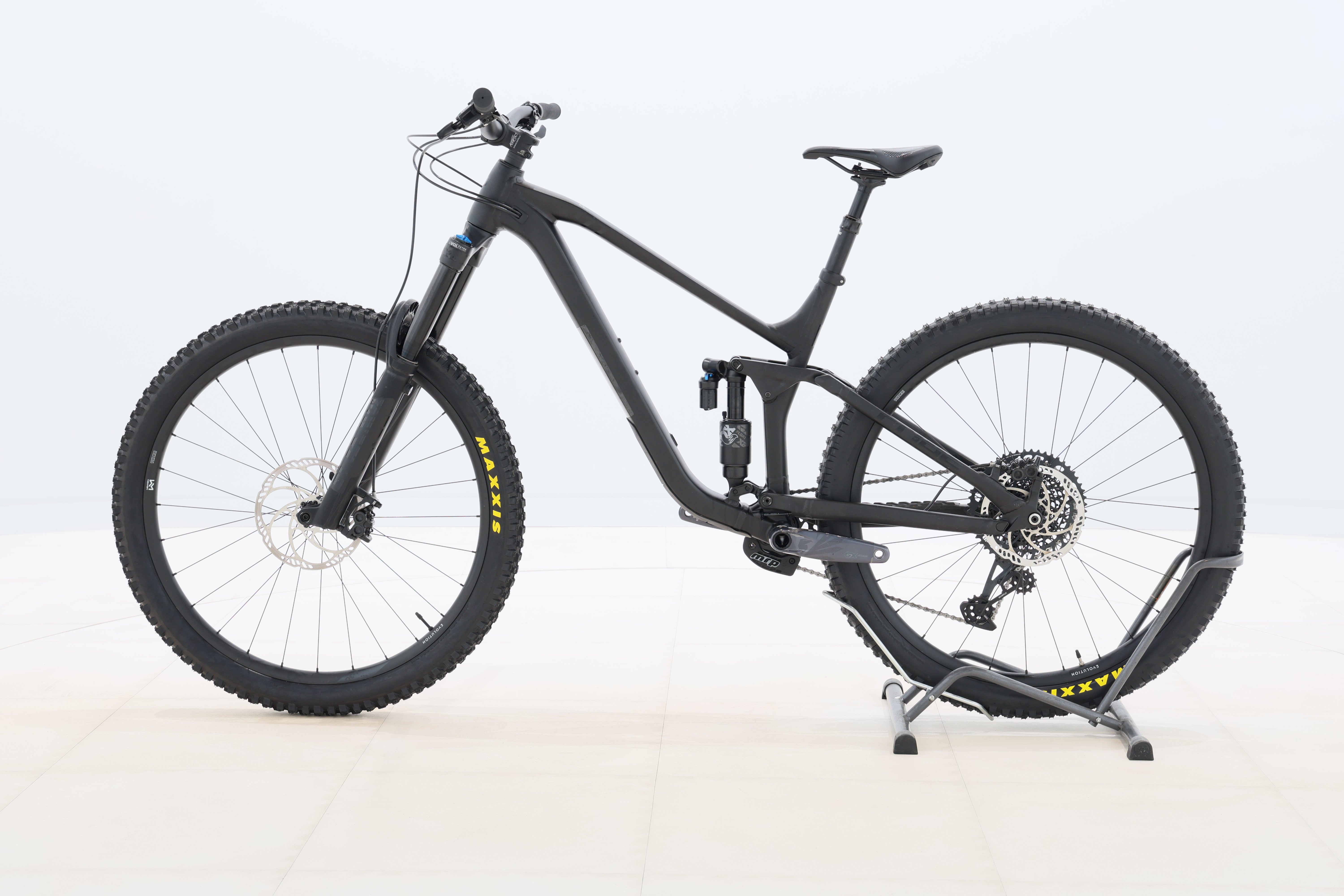 82a8beeb-1049-4986-a021-c69f1271430f