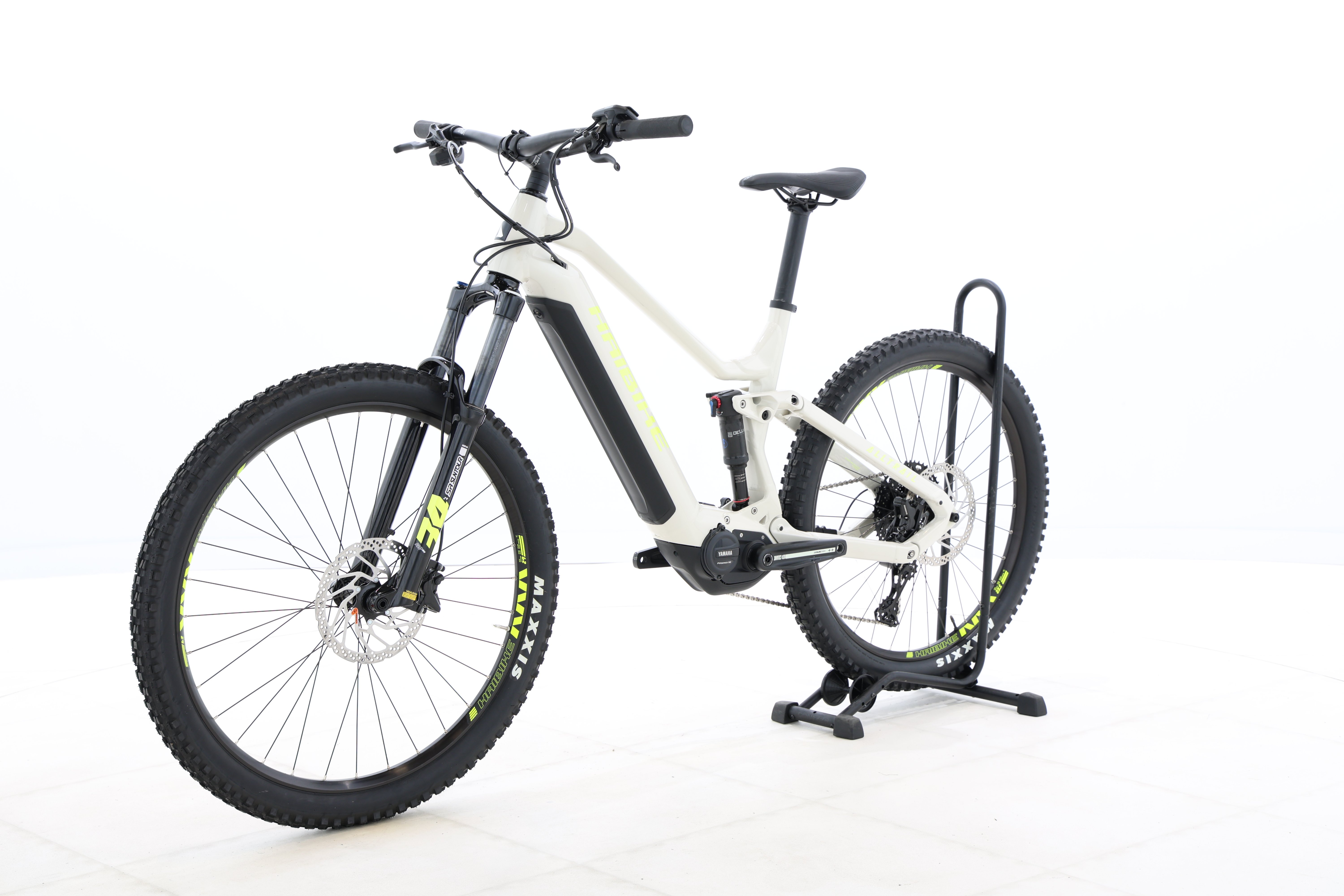 cee1b9db-ed92-428d-82c6-74c2a9137abf