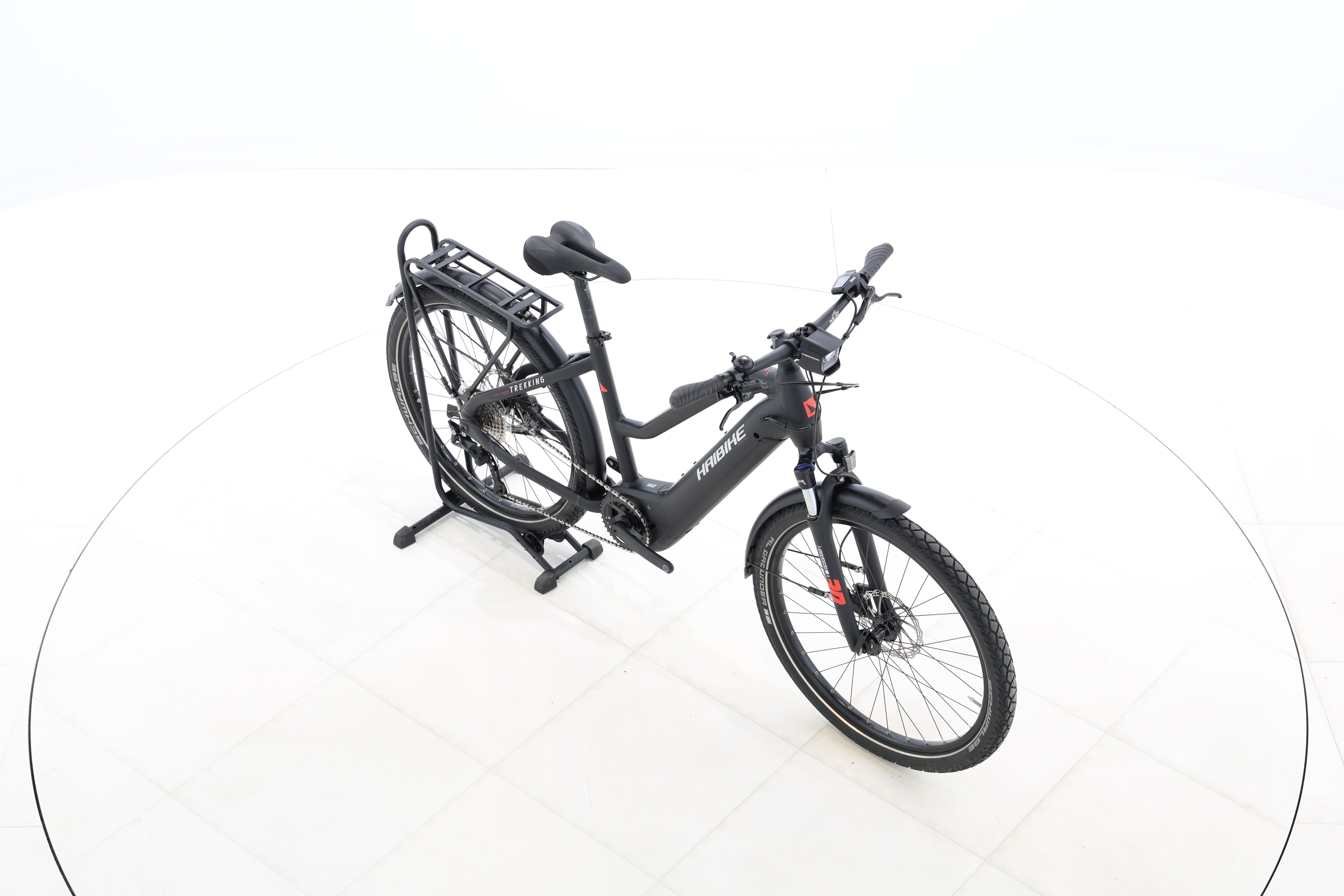 6acd6b9f-55dc-4344-a90f-8edba73fd44d