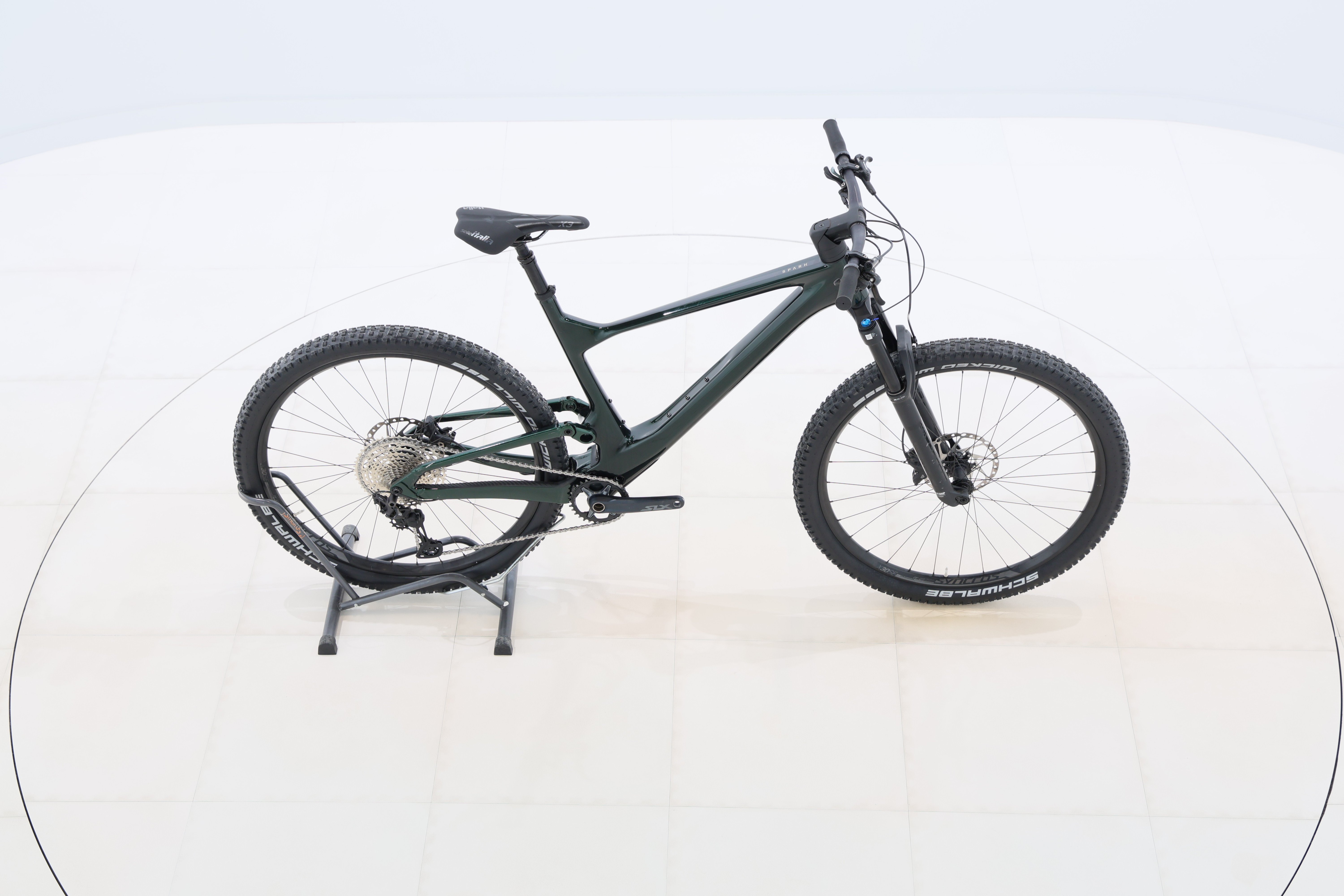 eed86b32-040e-402d-a42b-4f03ff3a8130