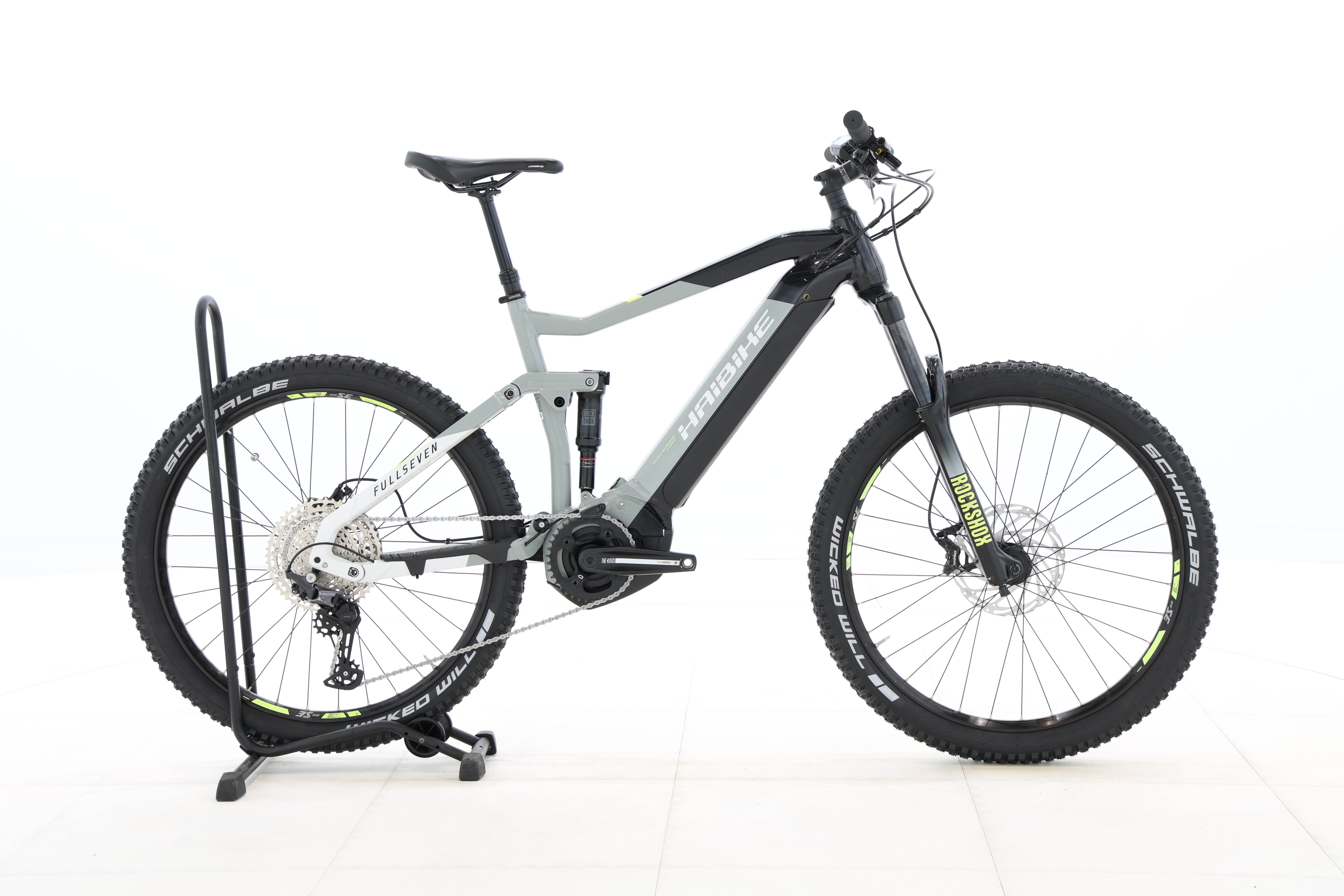 4ce3a4a6-0ab9-40de-8a76-c1470b53eb30