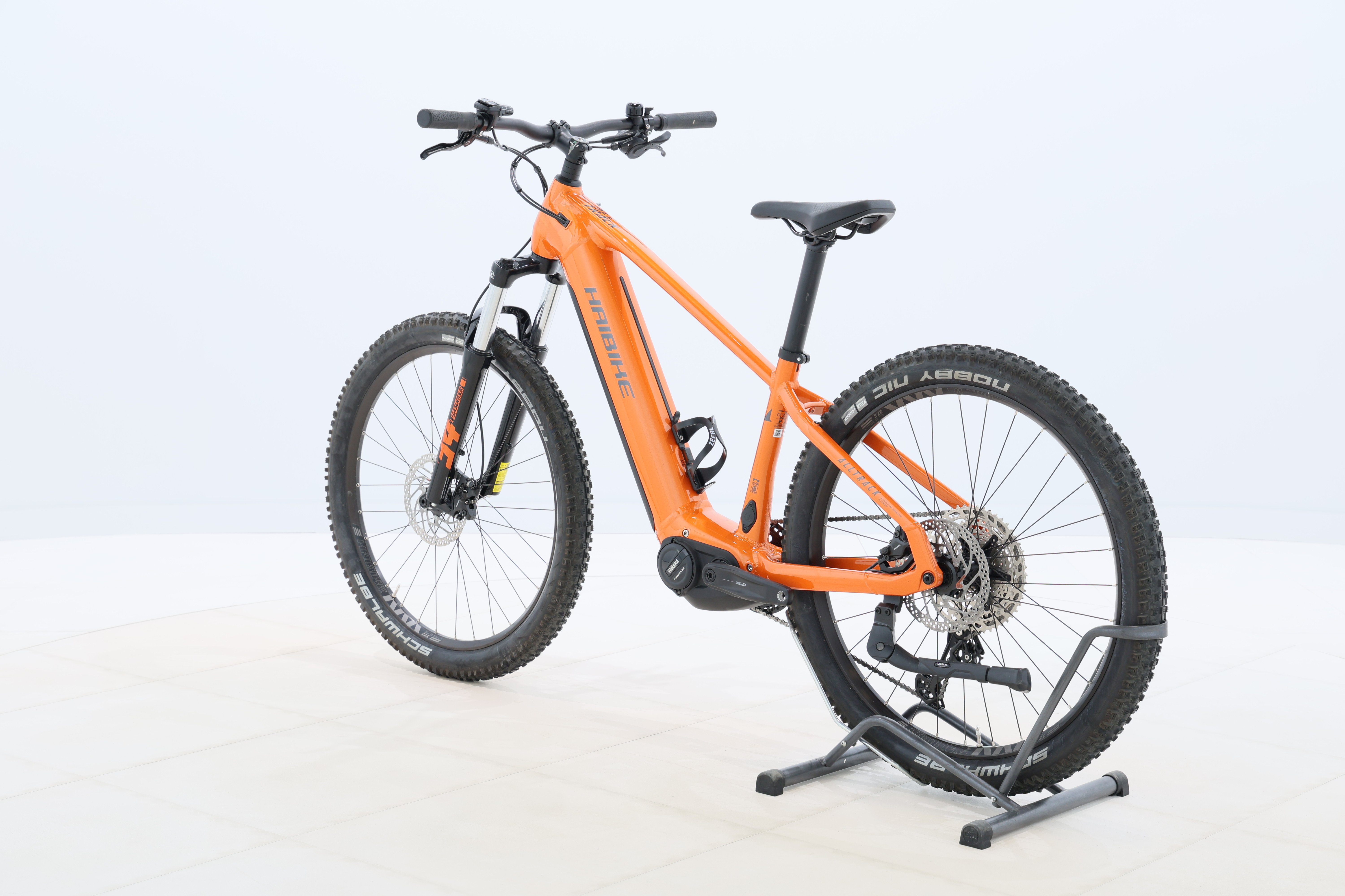 8da41202-bb32-45ec-a1e1-42d1d1dd8384