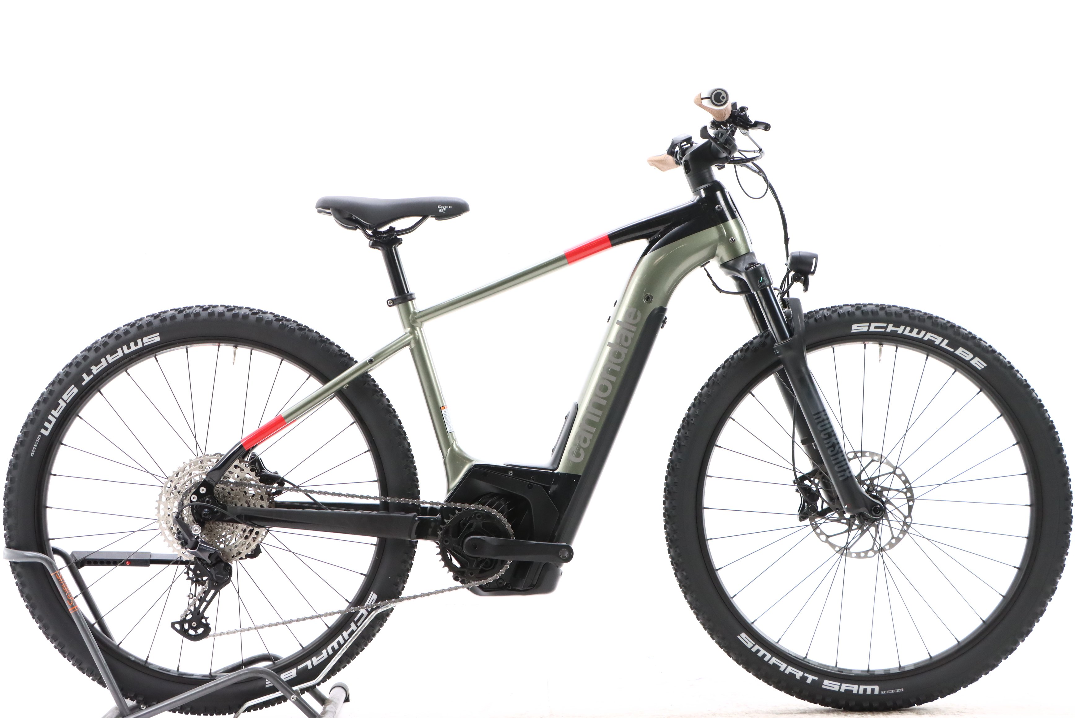 e4c00bcc-d075-4bed-91d6-ab257d816d0b