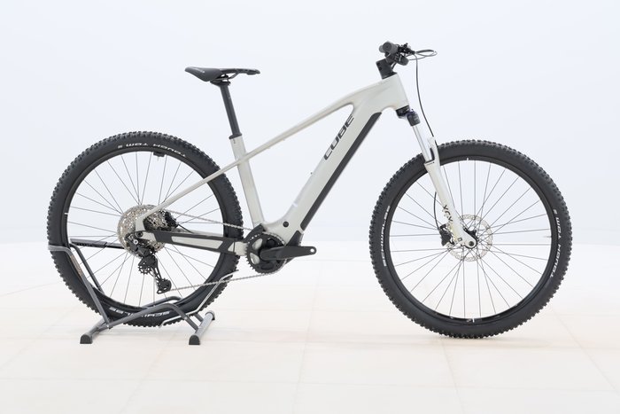 Cube REACTION HYBRID ONE 600 2025