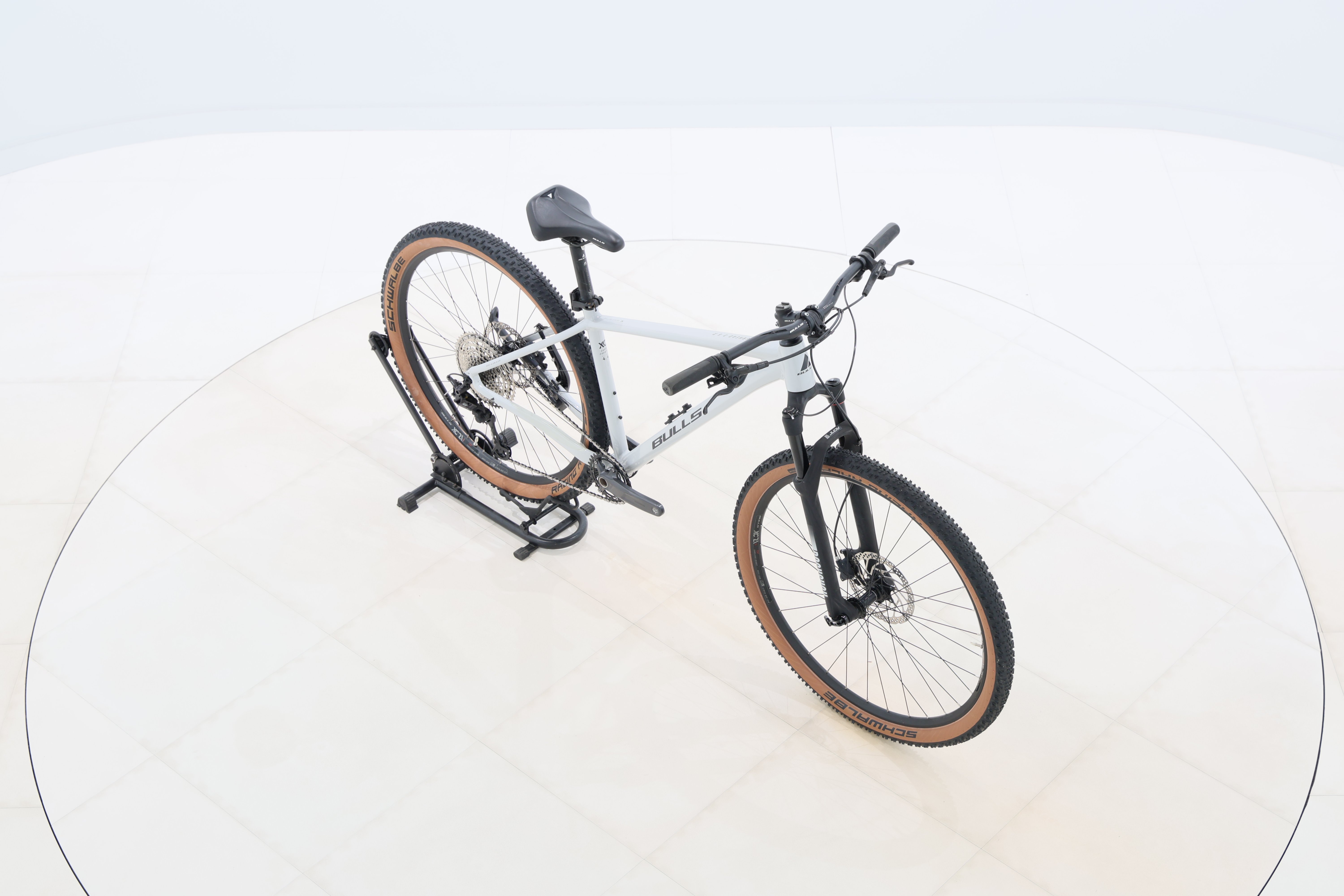 ee221f71-7509-406a-bf56-49c3e42e144c