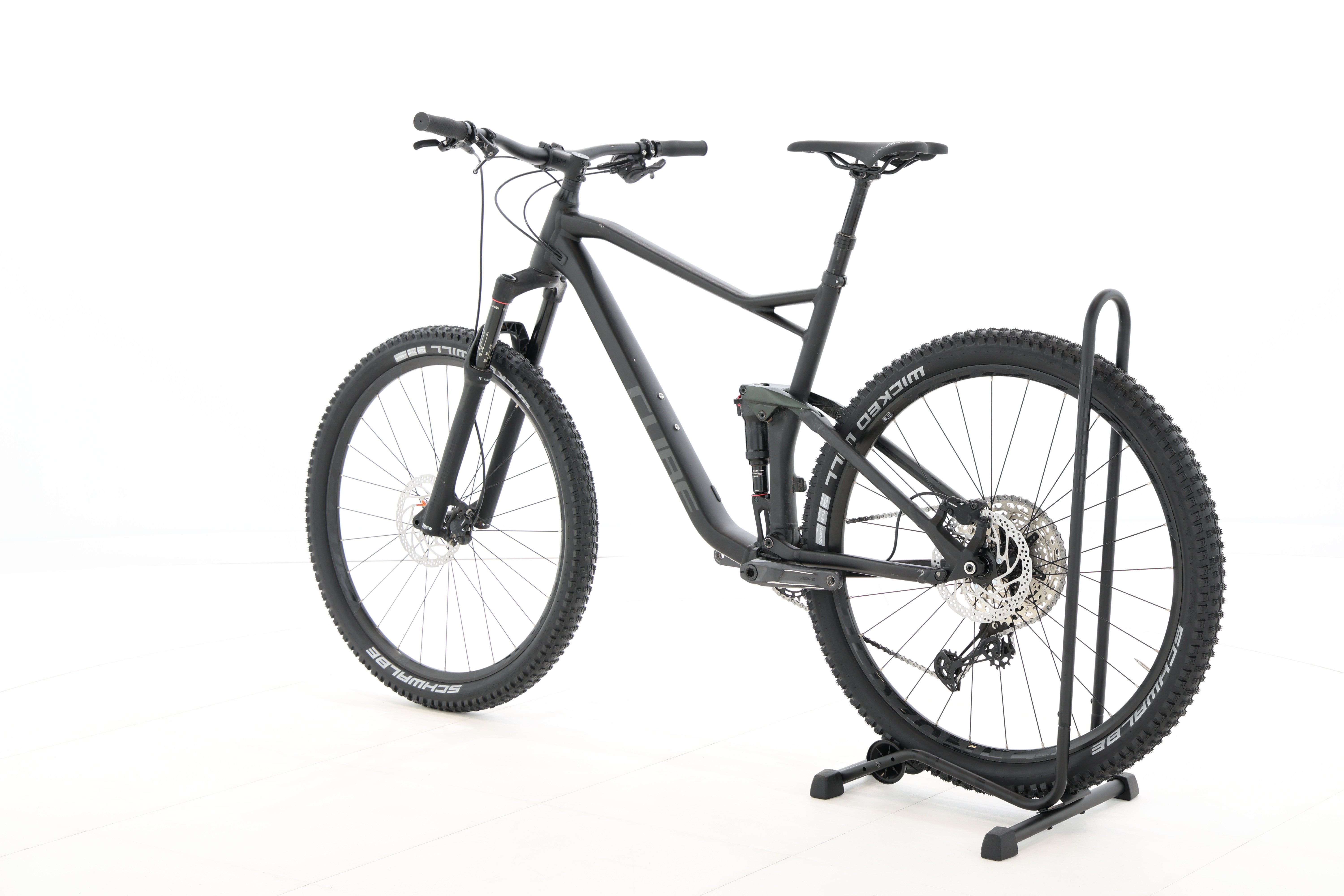 e9e191cf-e49f-46cc-bc34-d2324b97831c