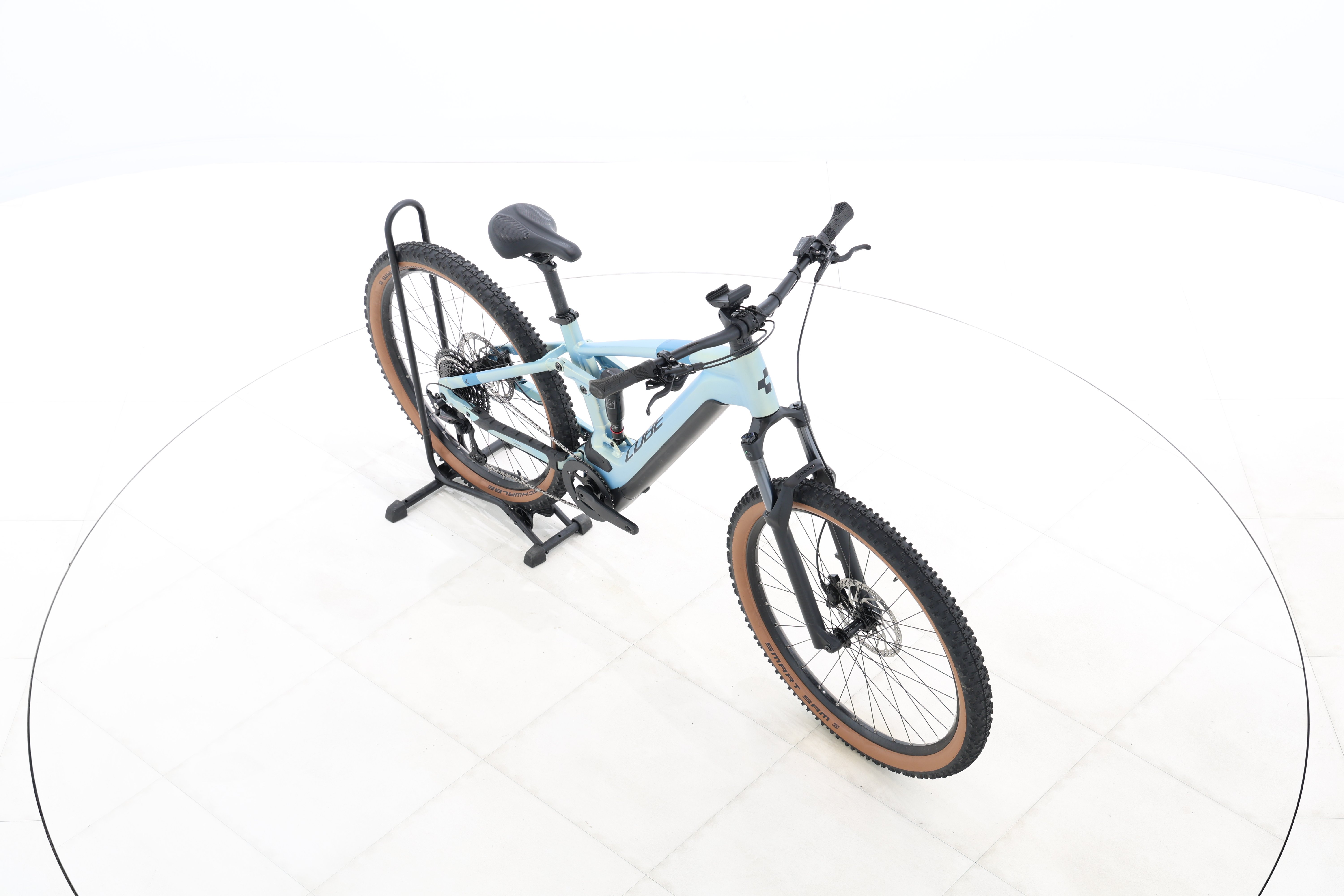 877e546b-4143-432e-bb8e-bc6f31a15c06