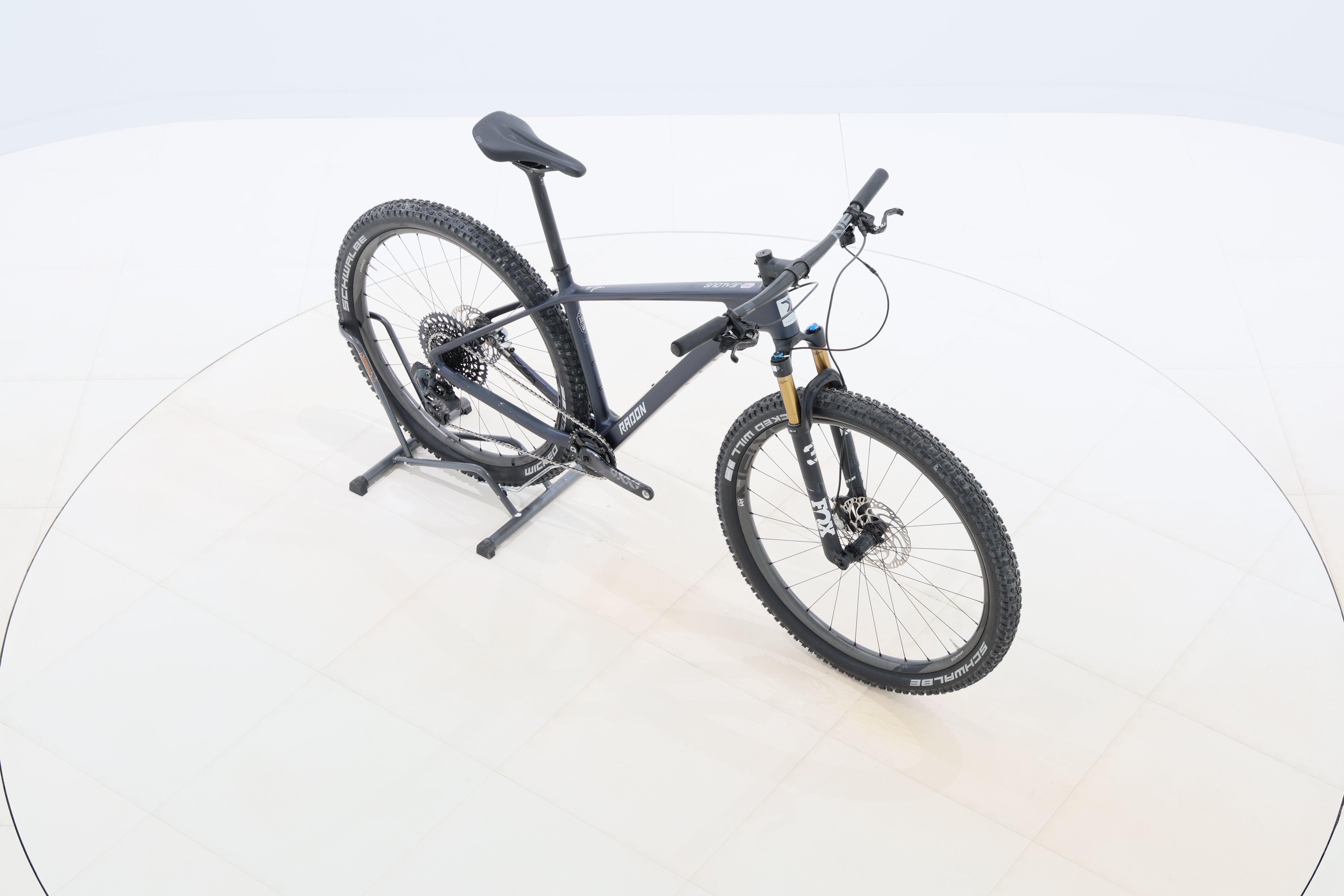 da5fb605-fe5c-4c55-8cc9-e9121347fc9f