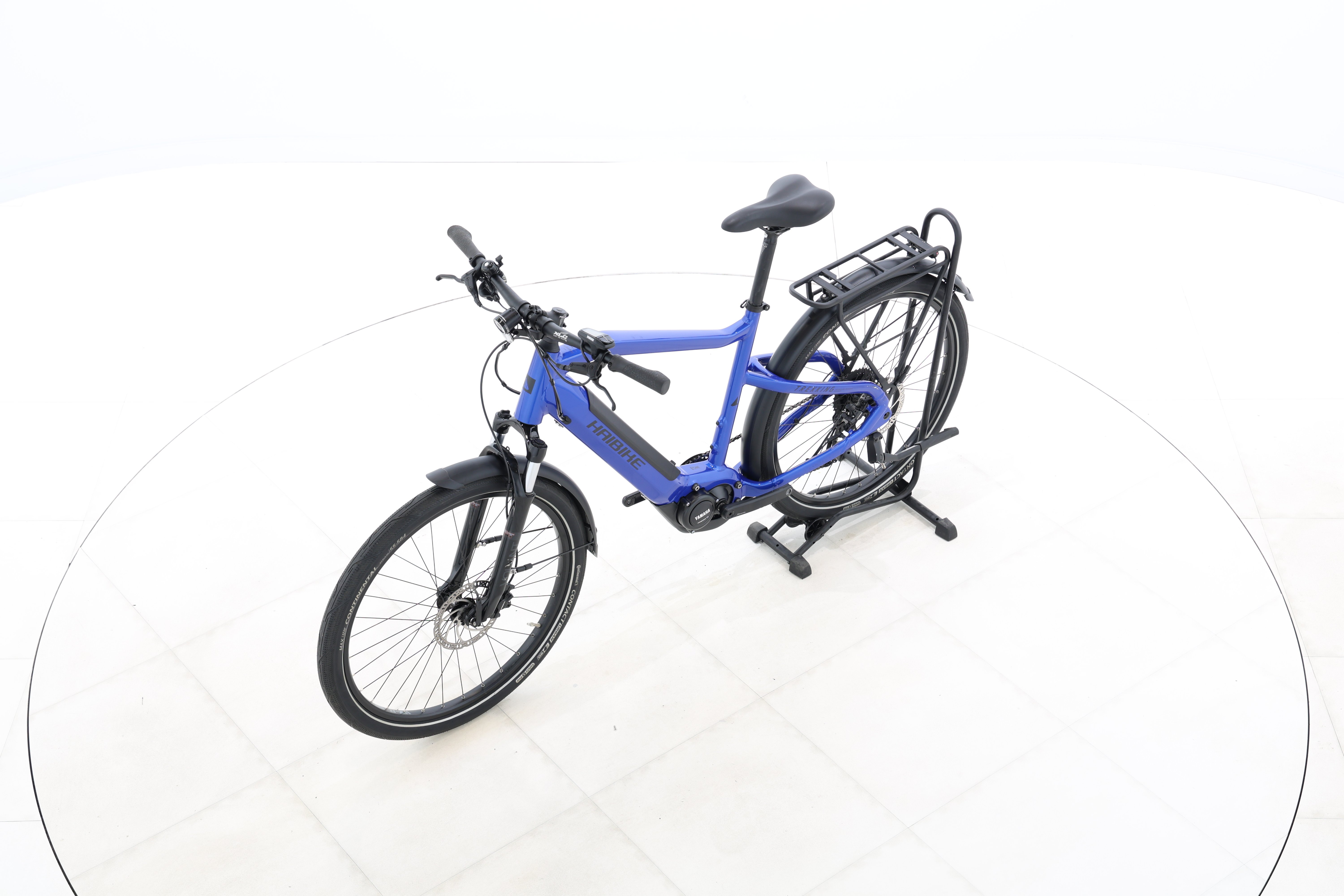 d93324ef-9334-4d94-8f6d-f3f38e7d8d7d