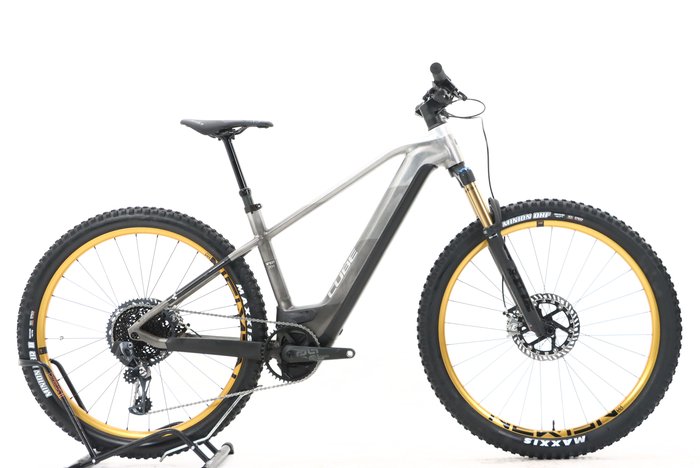 Cube REACTION HYBRID LIMITED EDITION 750 2022