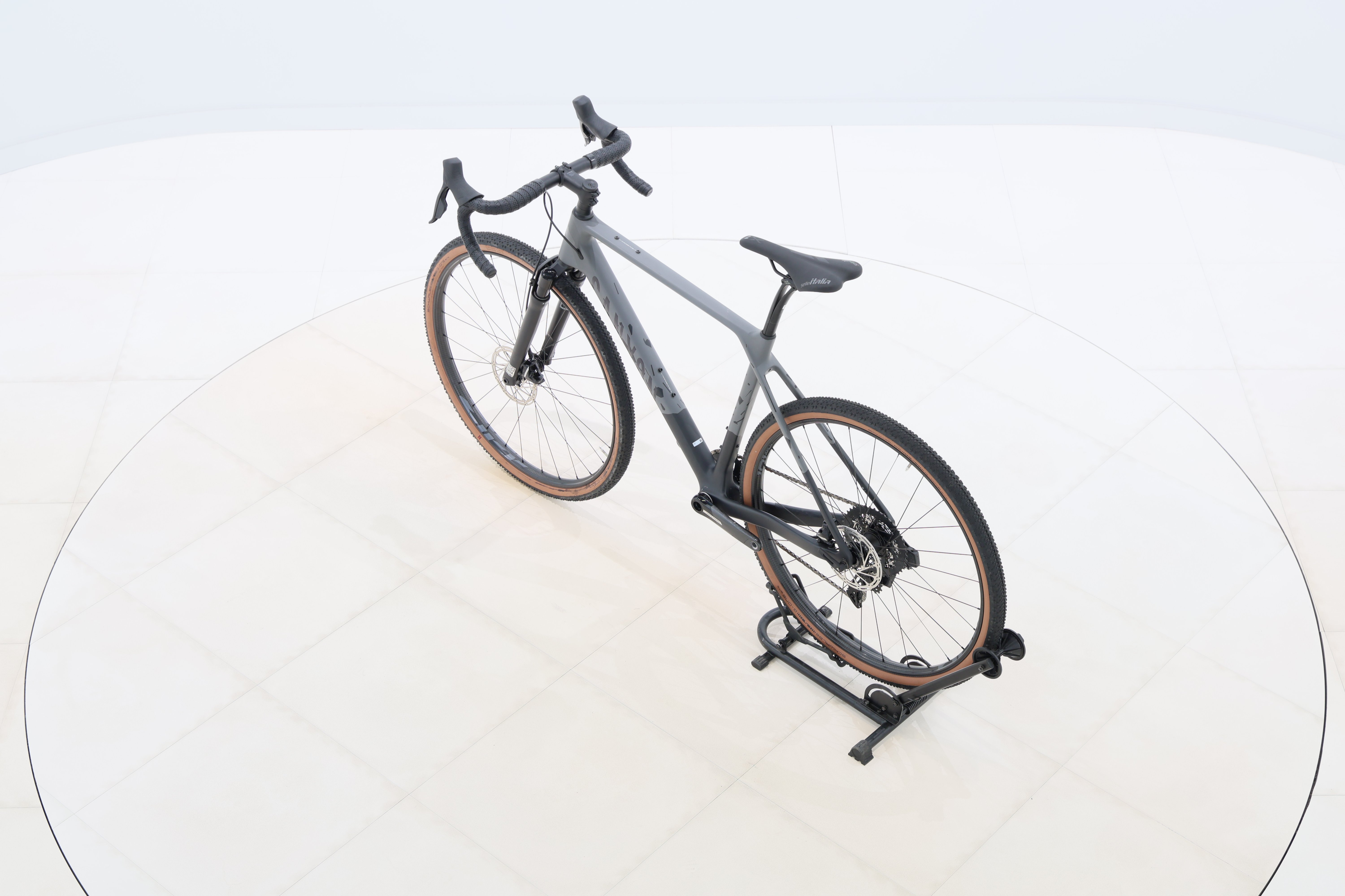 8e2db630-ad80-4ea7-83a3-b501cee38aac