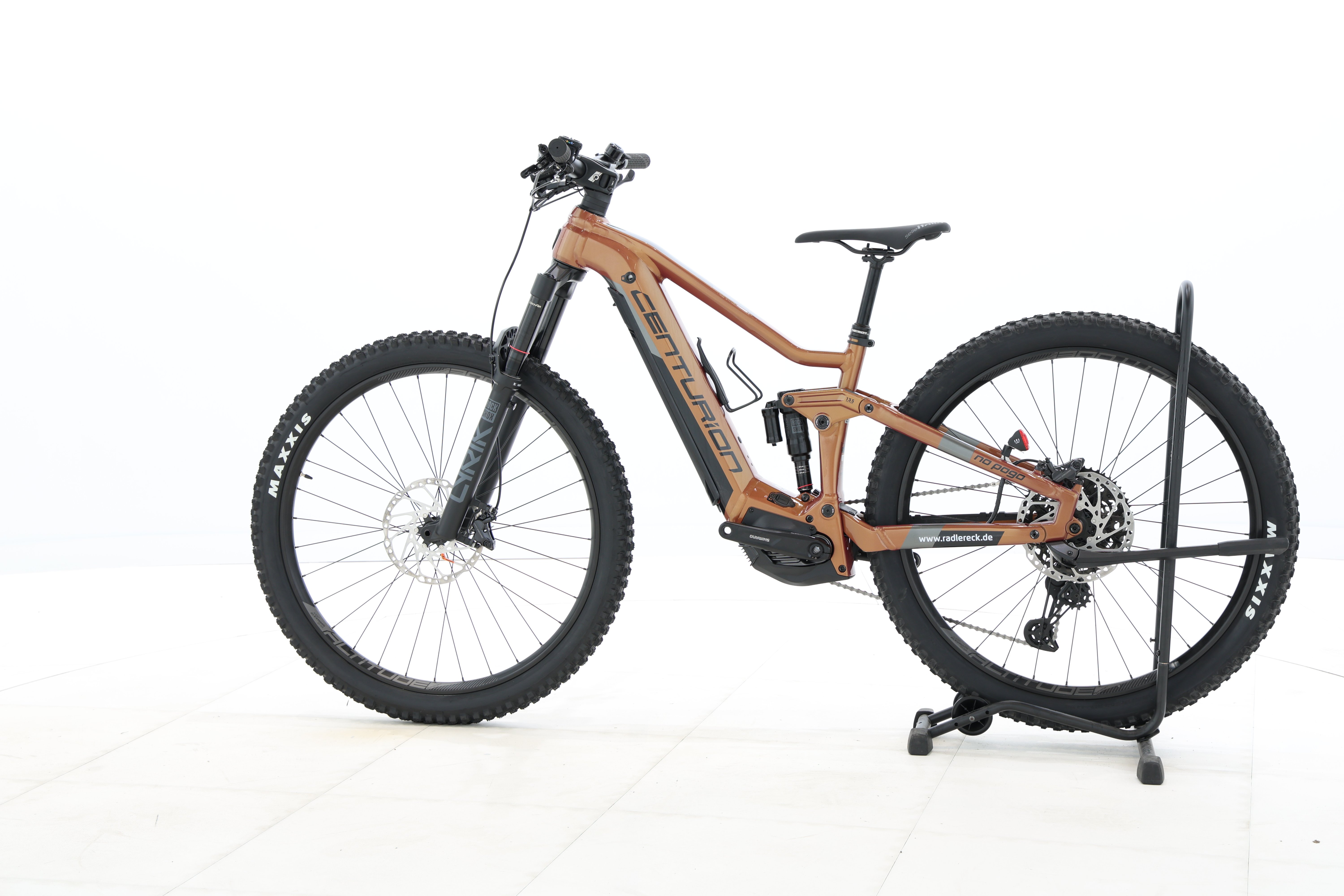 9821176b-6a06-4aee-8eac-c165d7bb349c