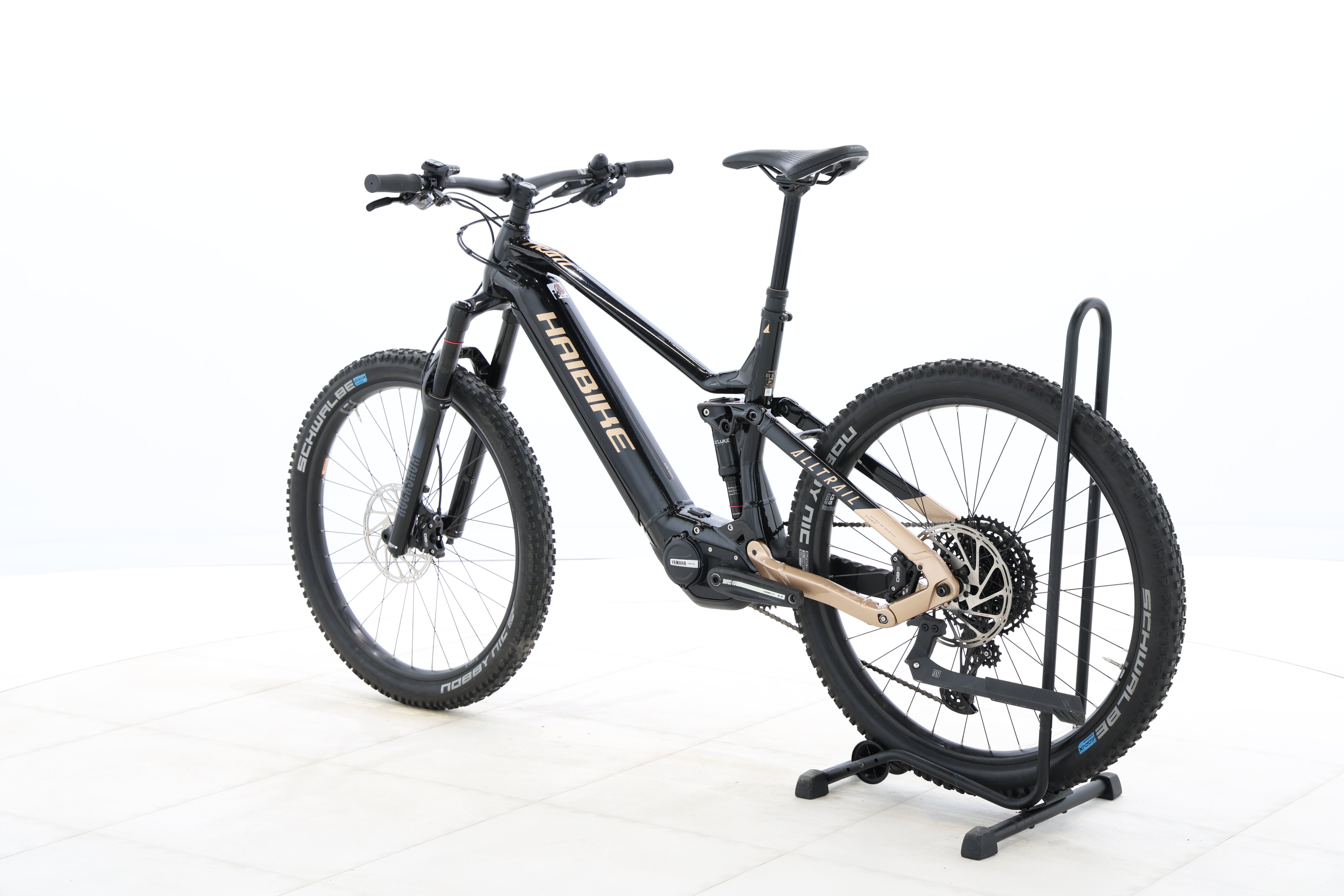 fffd26fa-70aa-4106-8ce0-3178704505cc