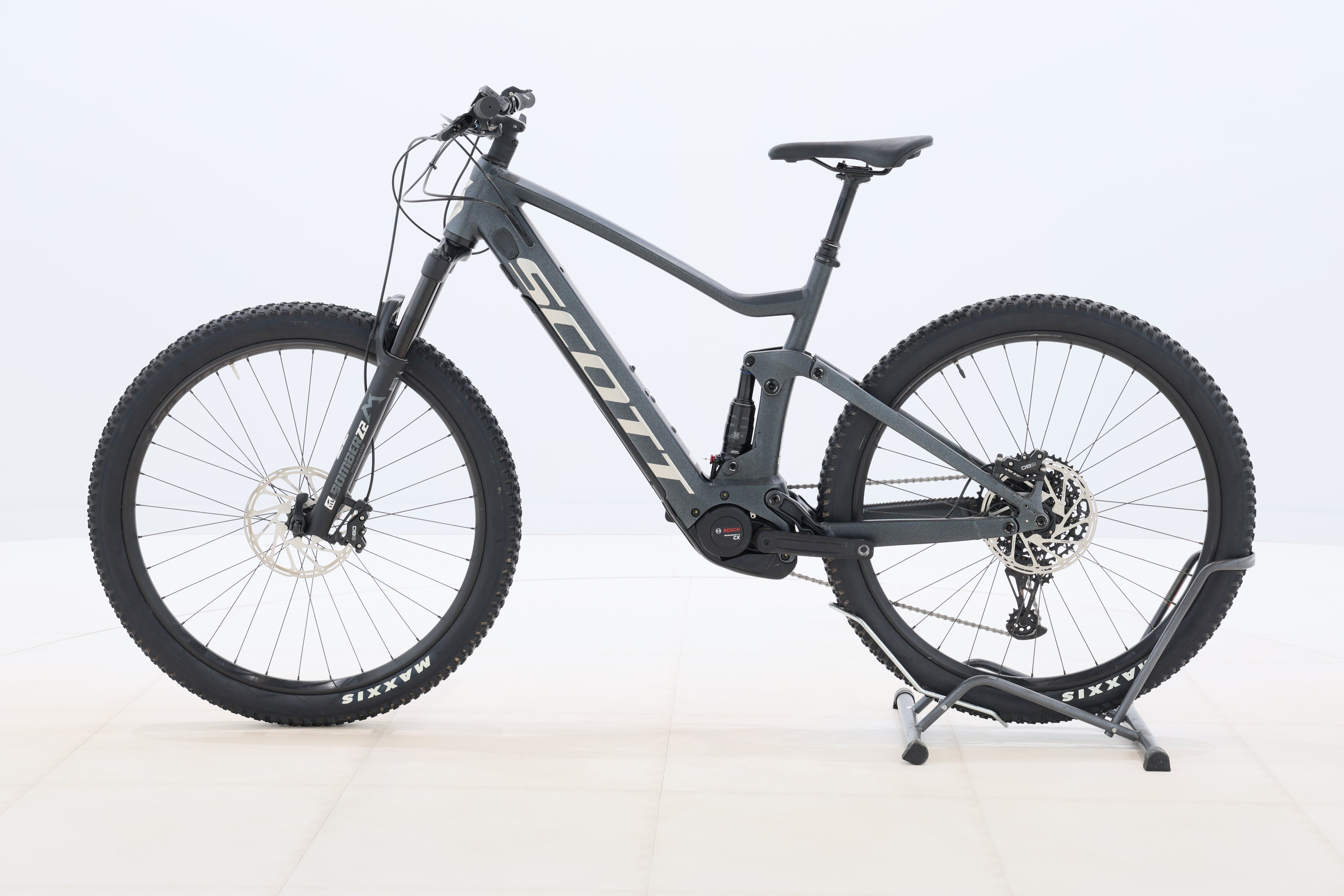 1e6b65de-3339-414c-a4bb-29909991a1b1