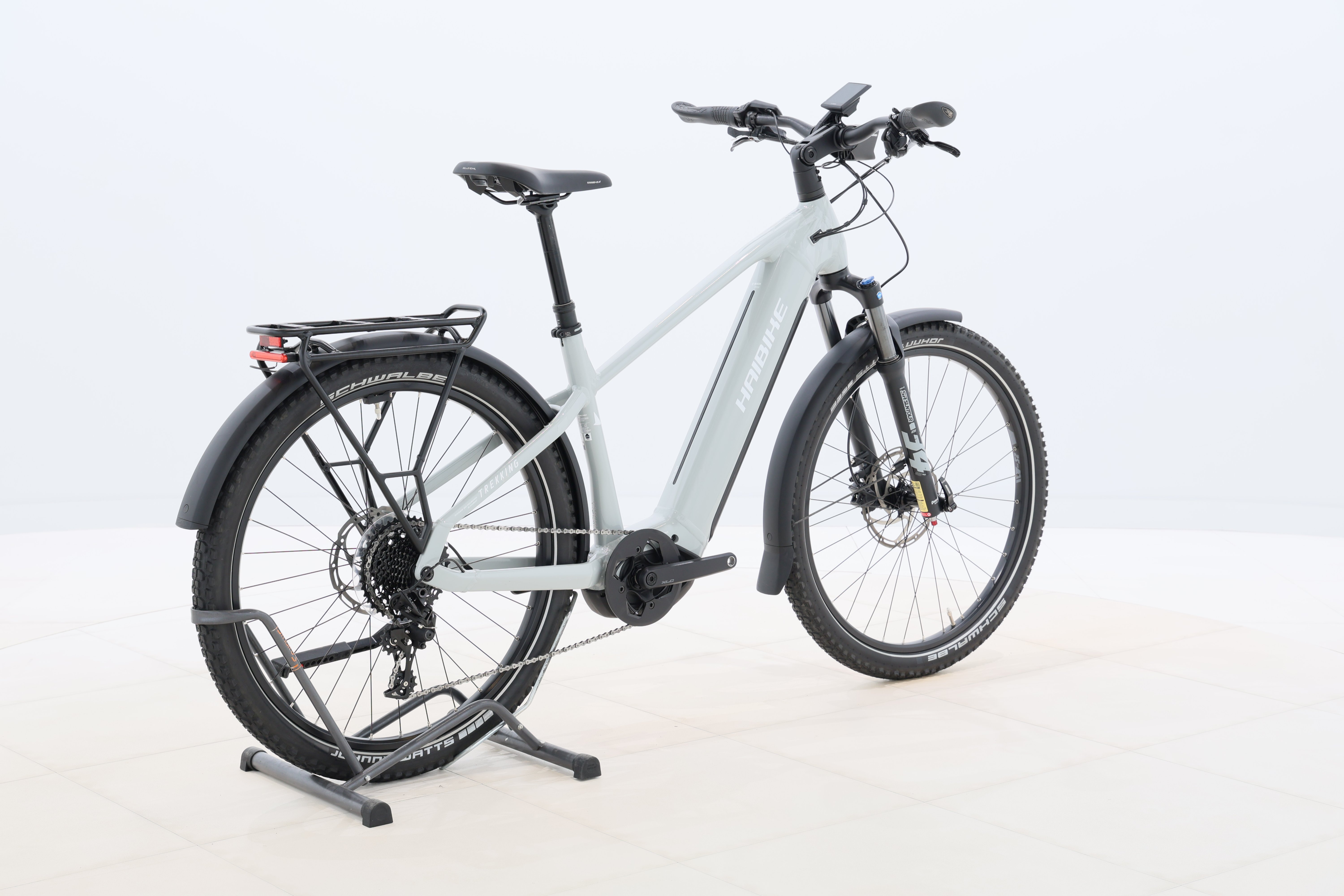 b4061566-01b3-4224-bf3c-eba0a72c7e0d