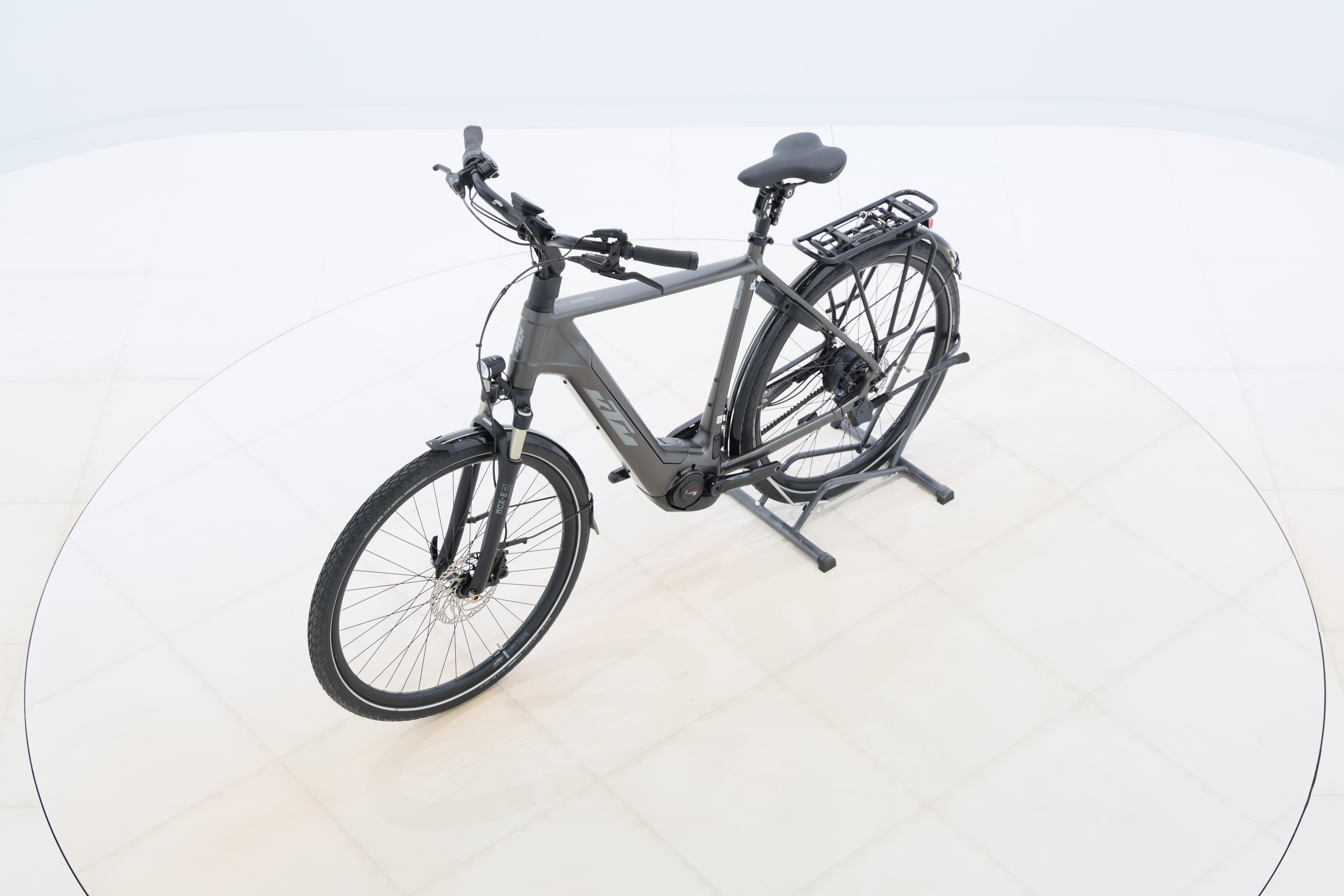 76b9e32b-c34c-4011-8a14-fcc9904f9158