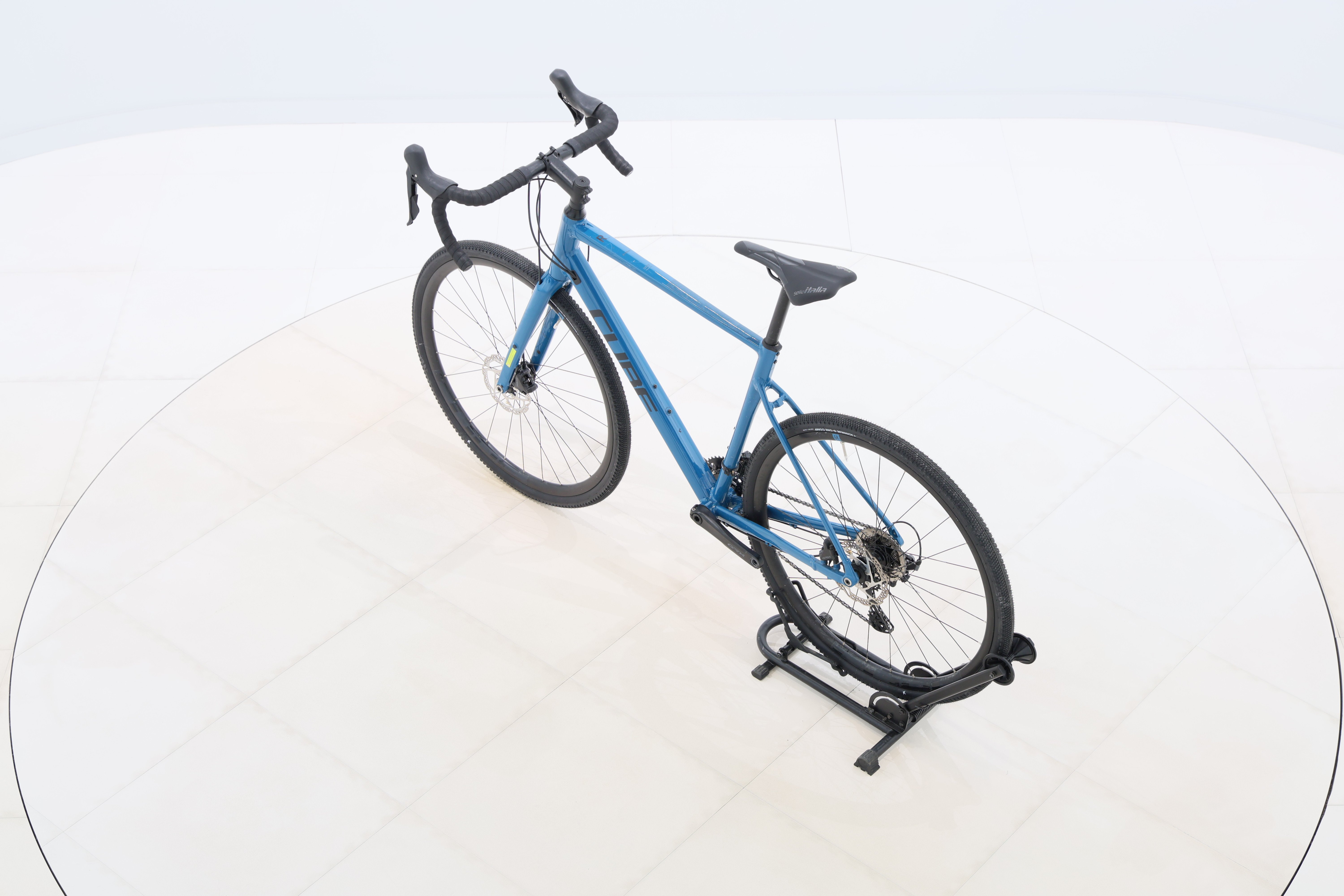 ec04f481-0910-48d9-bf32-cb7a54712933