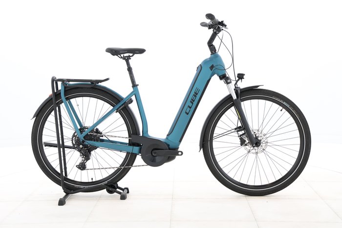 Cube KATHMANDU HYBRID ONE 750 2024