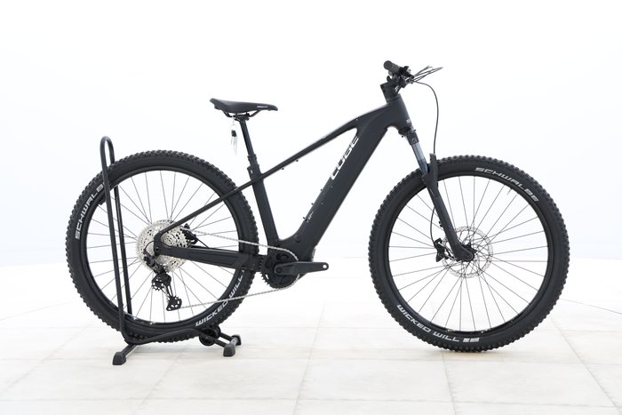 Cube Reaction Hybrid Race 800 2025