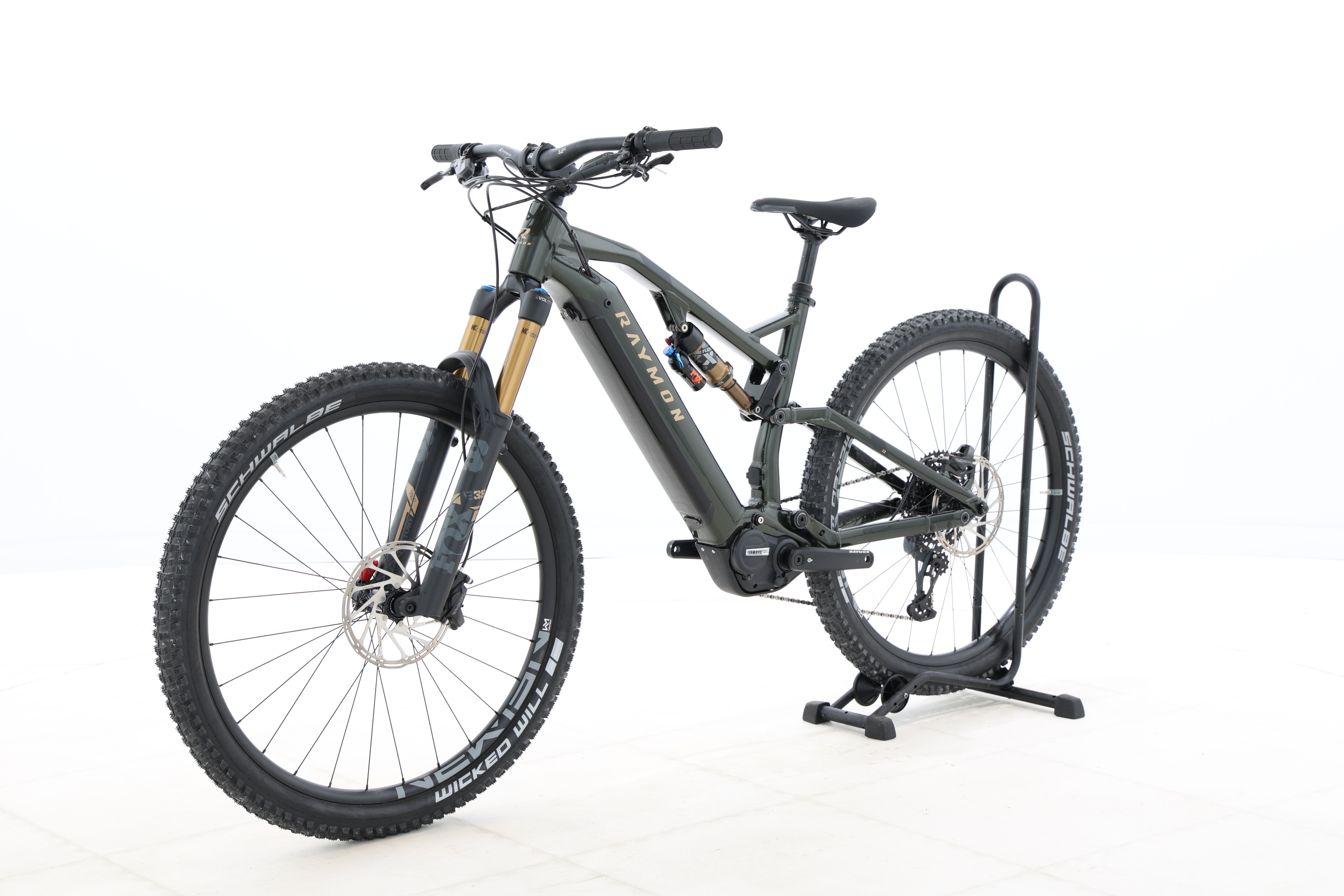 c727fe45-e631-4298-a1f1-1782fc09cd10