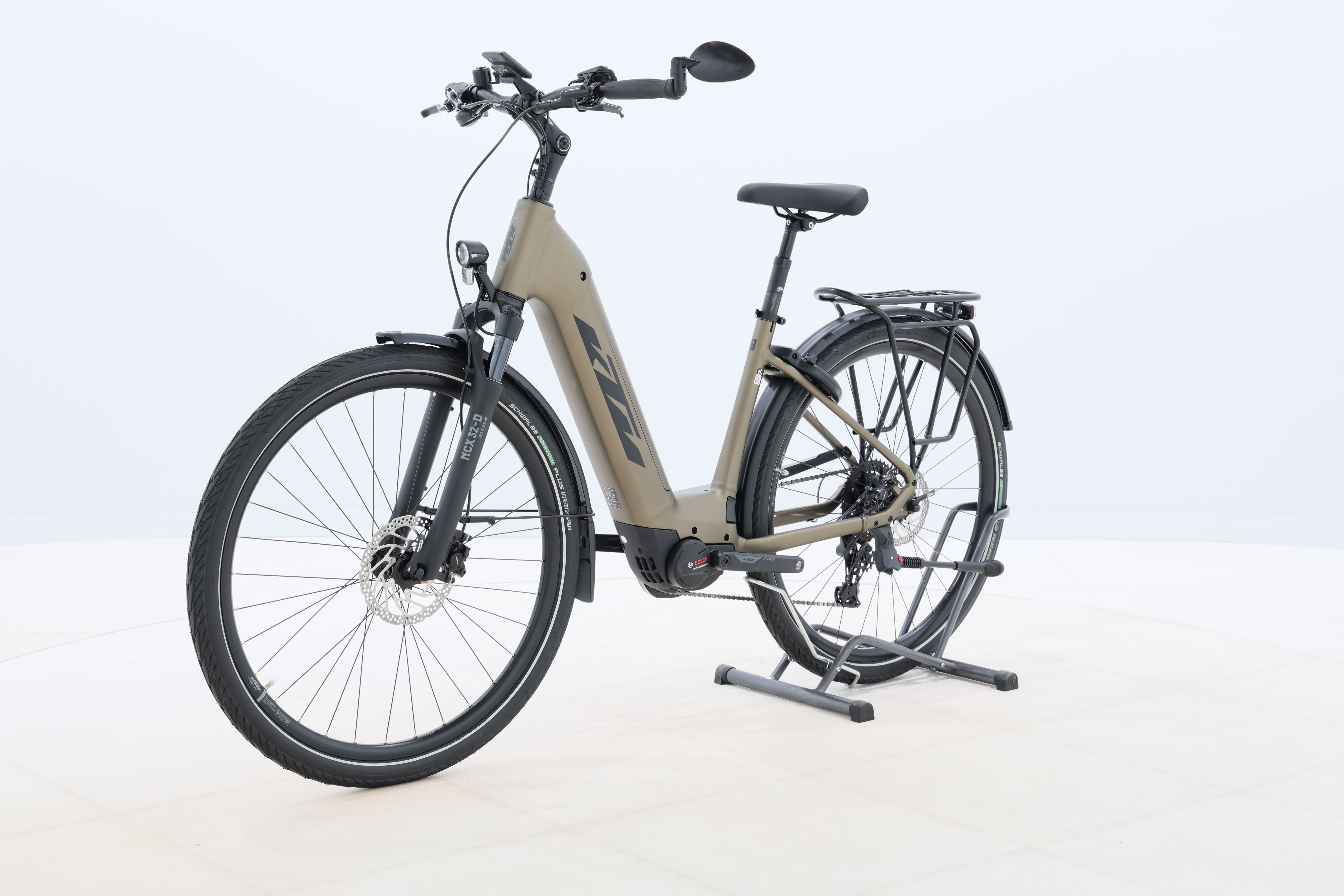 06505bf0-d645-4ada-b33e-28a7ceda8a51