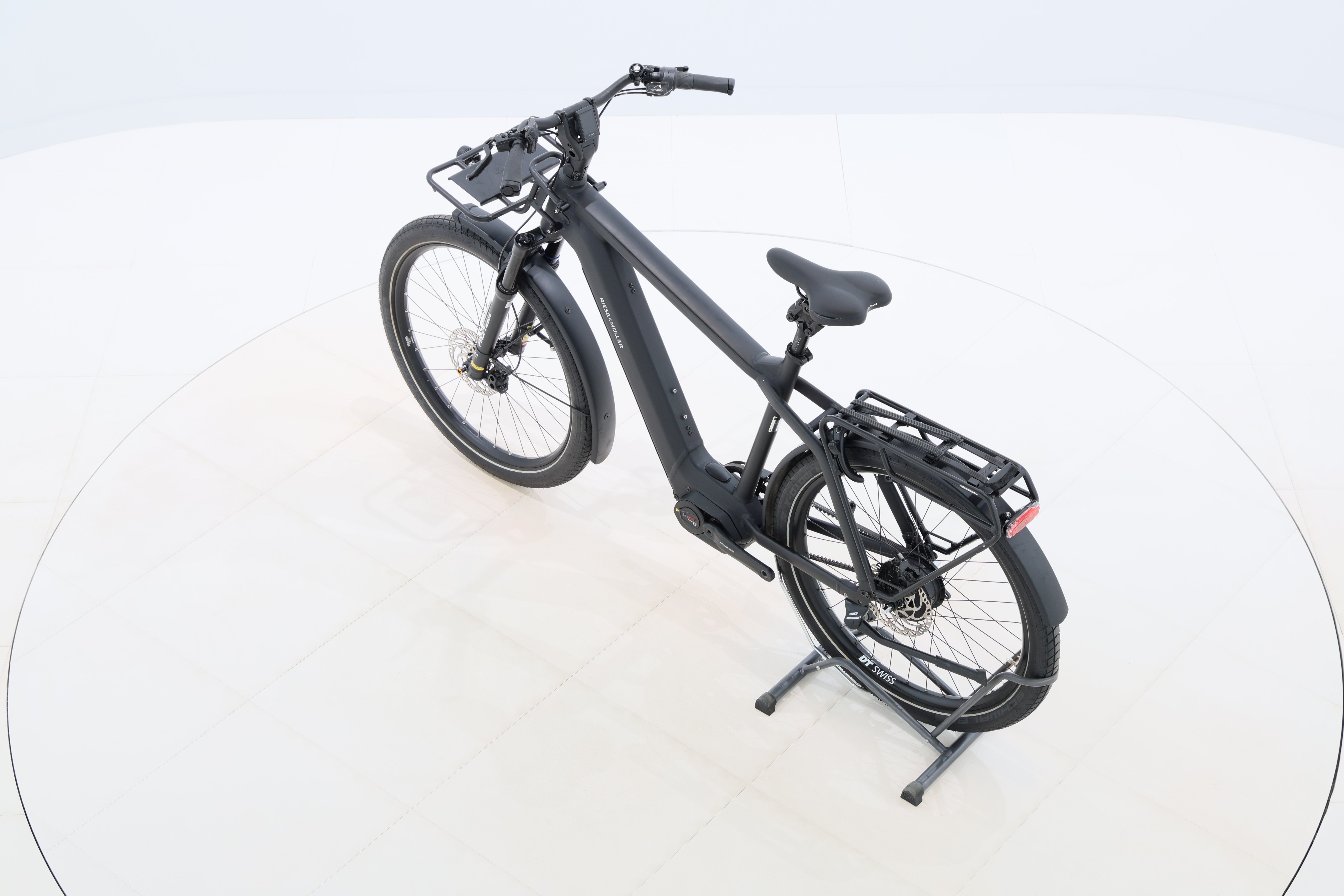 b3678237-acef-40e9-8cb0-b540c93095a4