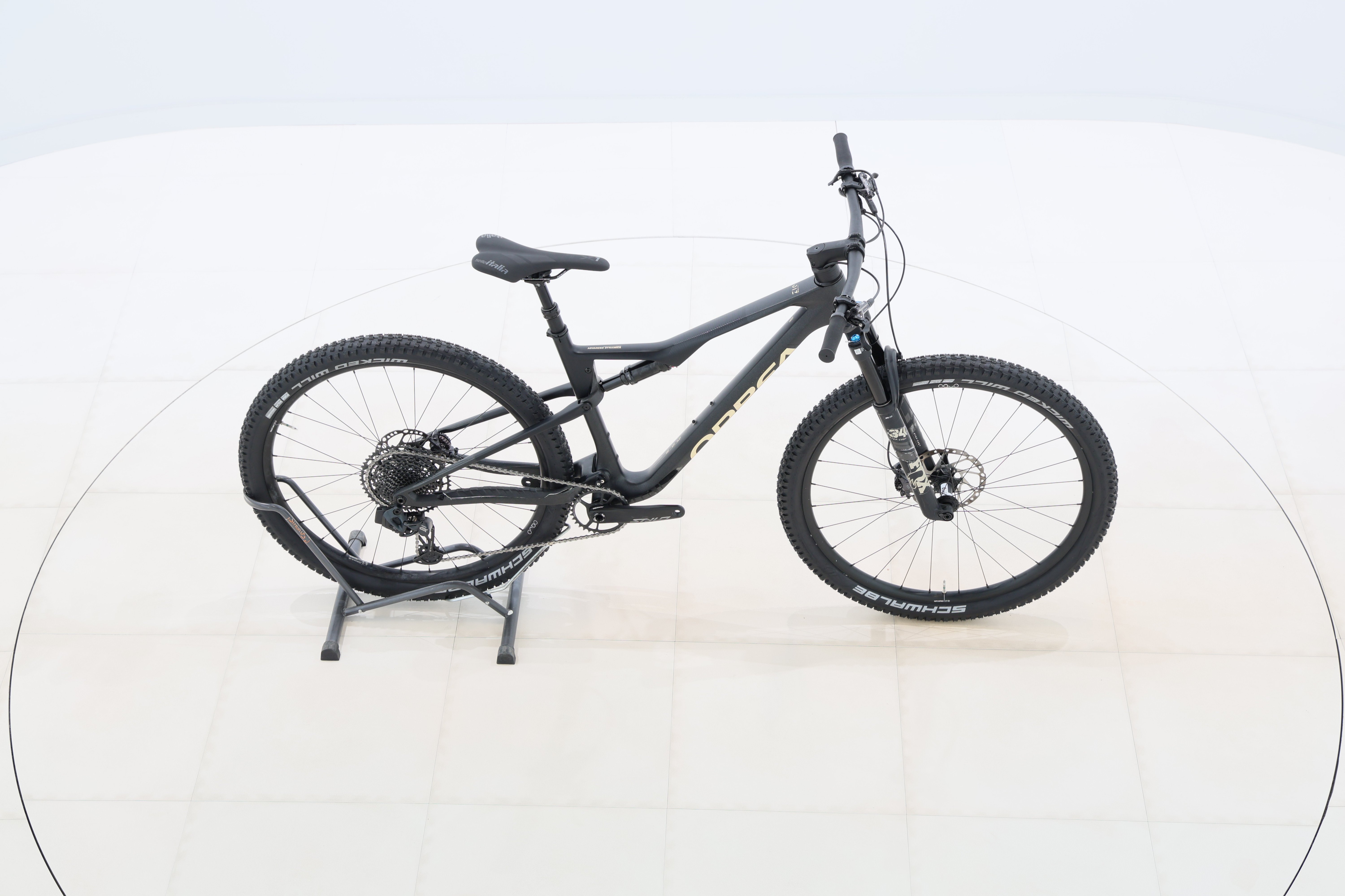 c38d129a-cf95-4bce-93ff-2c590e8a8207