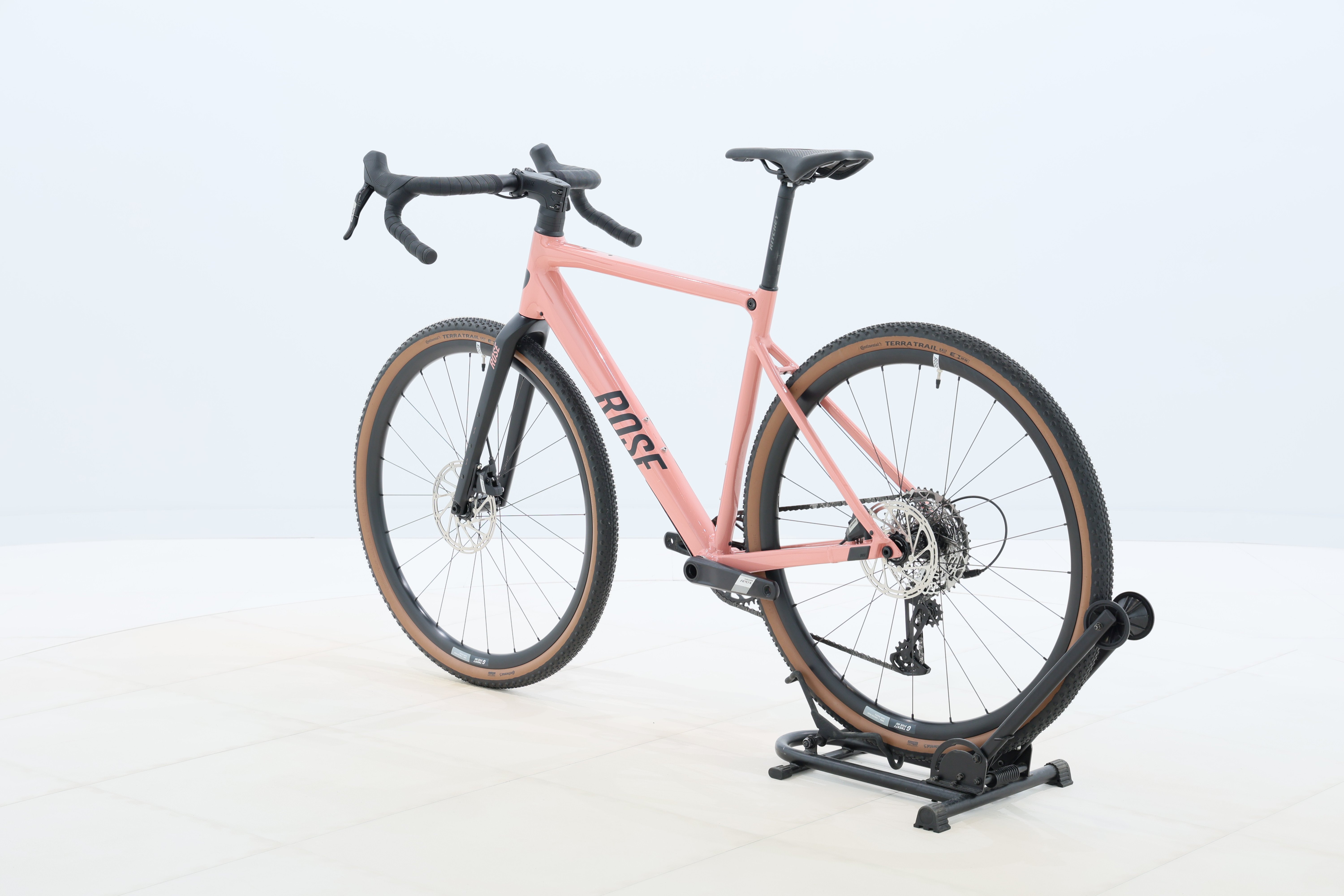 b6fd024a-a8a7-4904-8652-15f975121d24