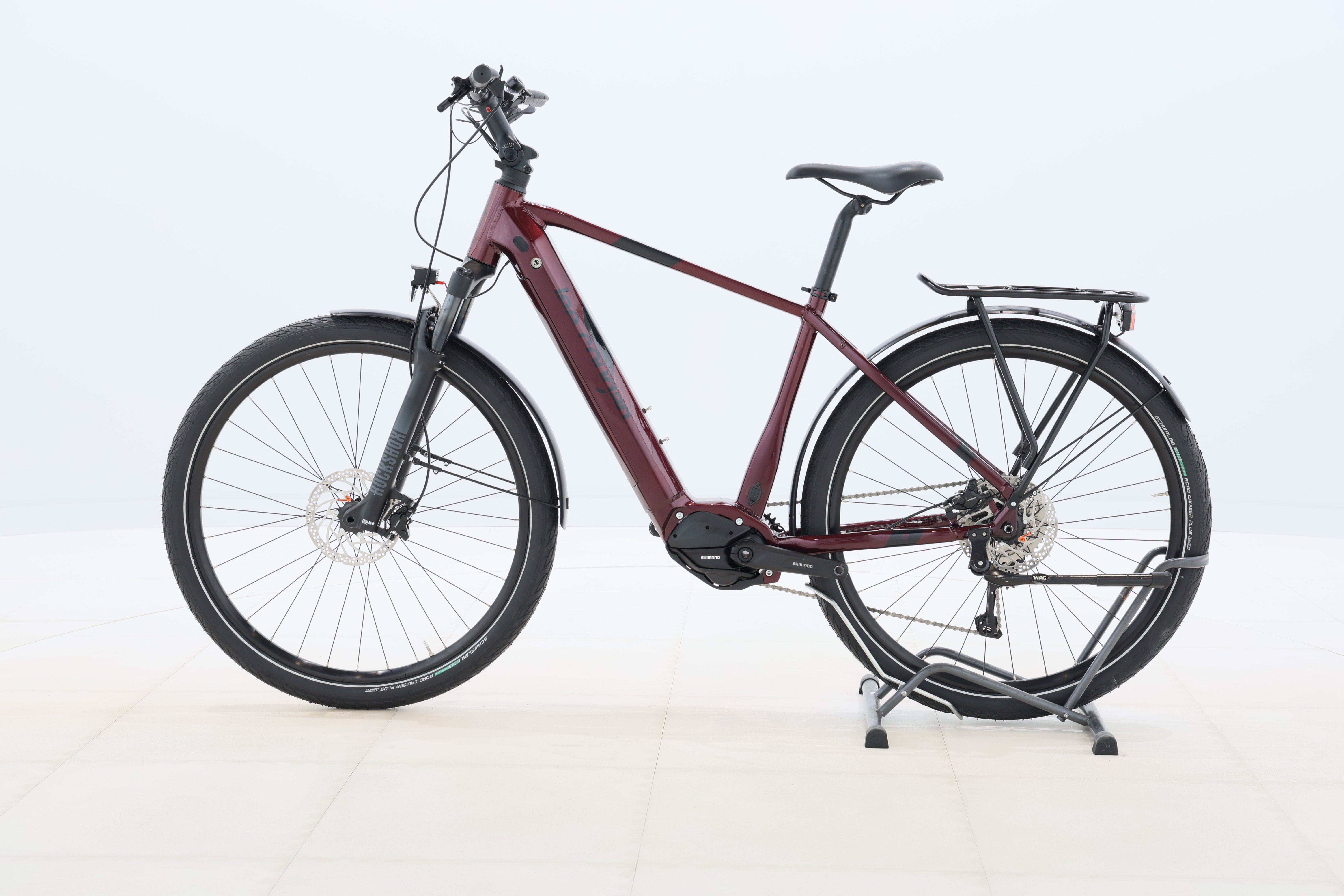 6ff587a3-a4b8-4810-8806-6413576b643c