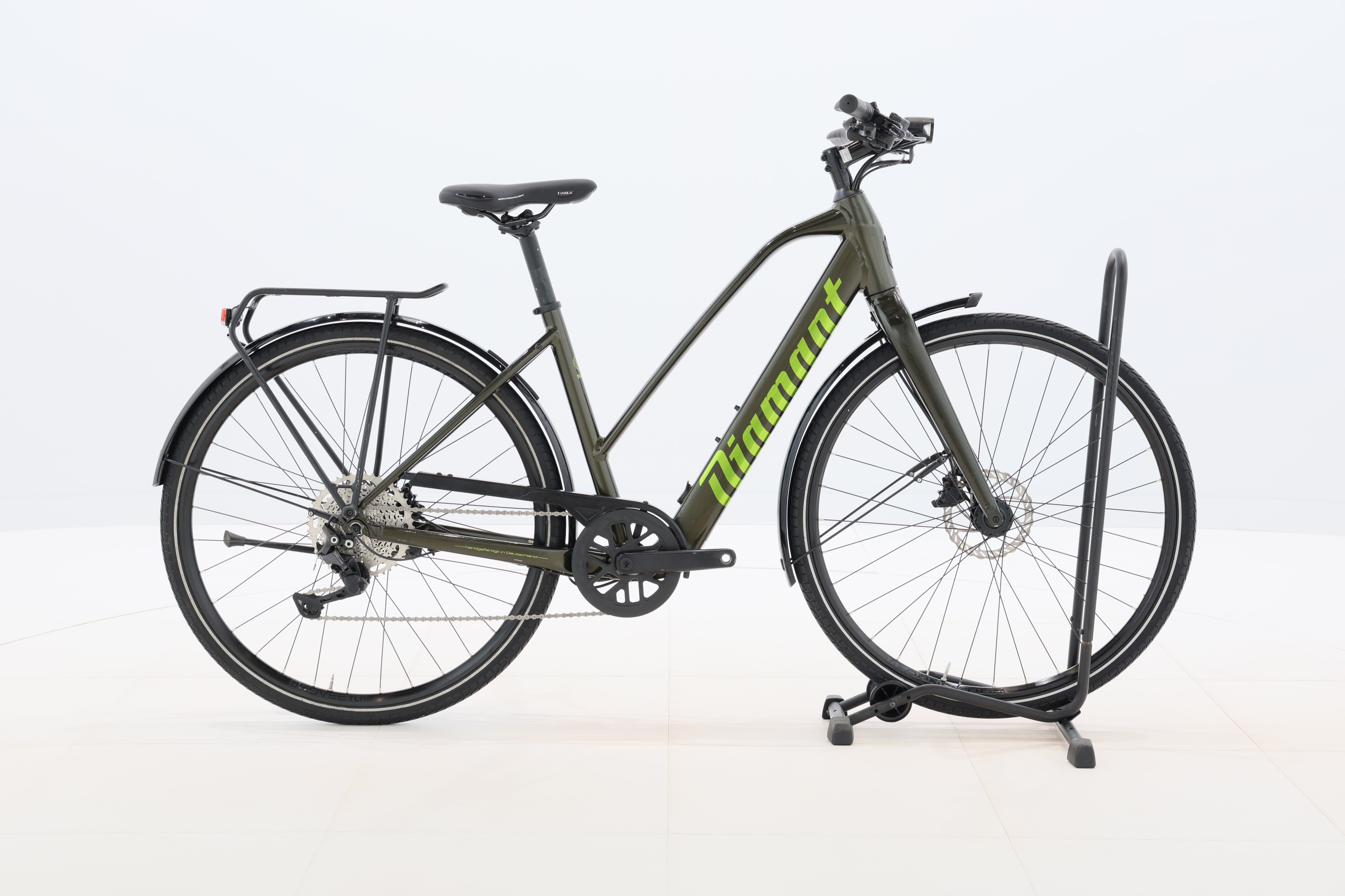 3cf9d2b7-6888-4948-8eec-2bd77ec24685