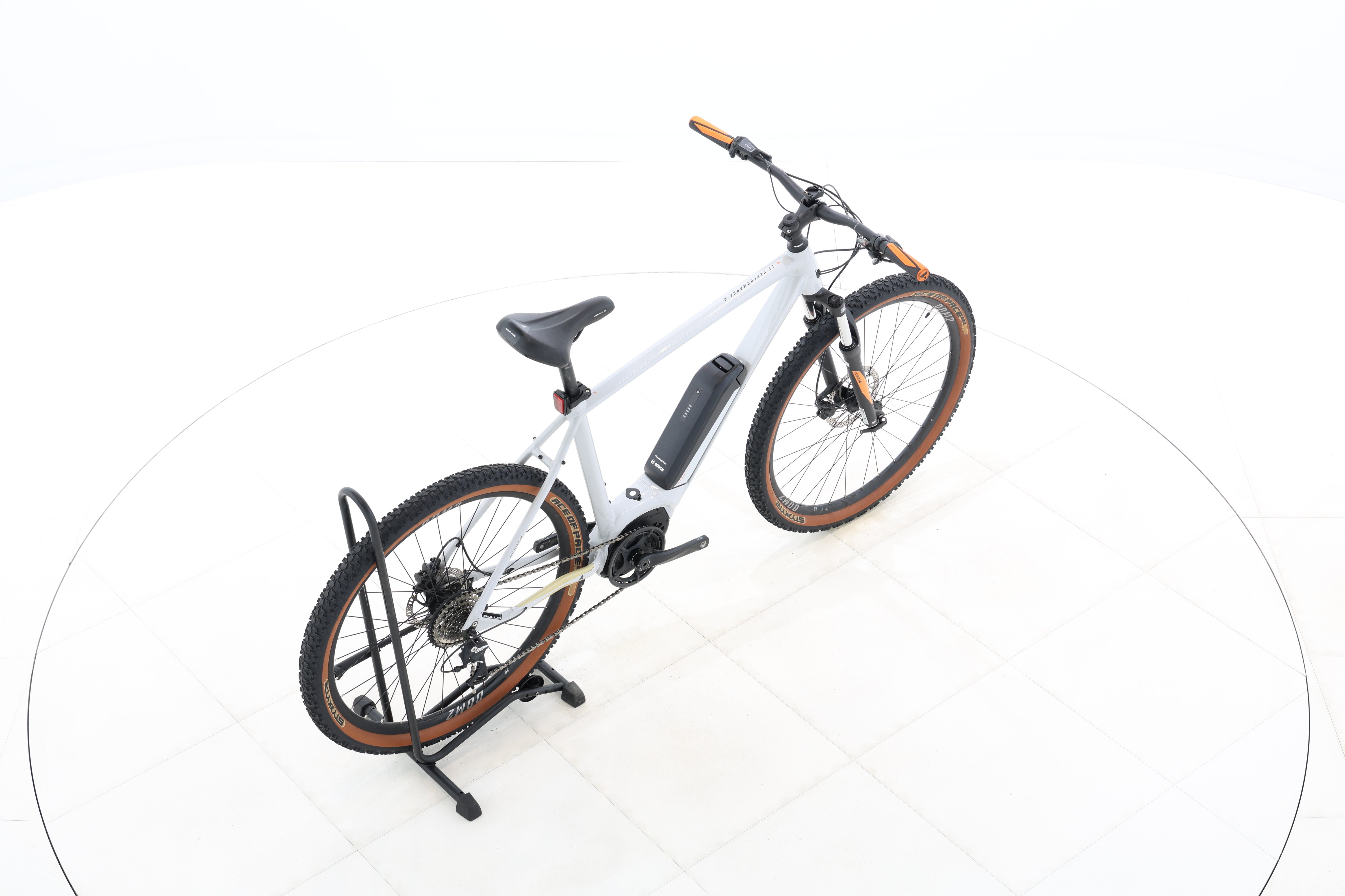 ad61de41-3305-4e6c-ad4f-0a15ea1d0137