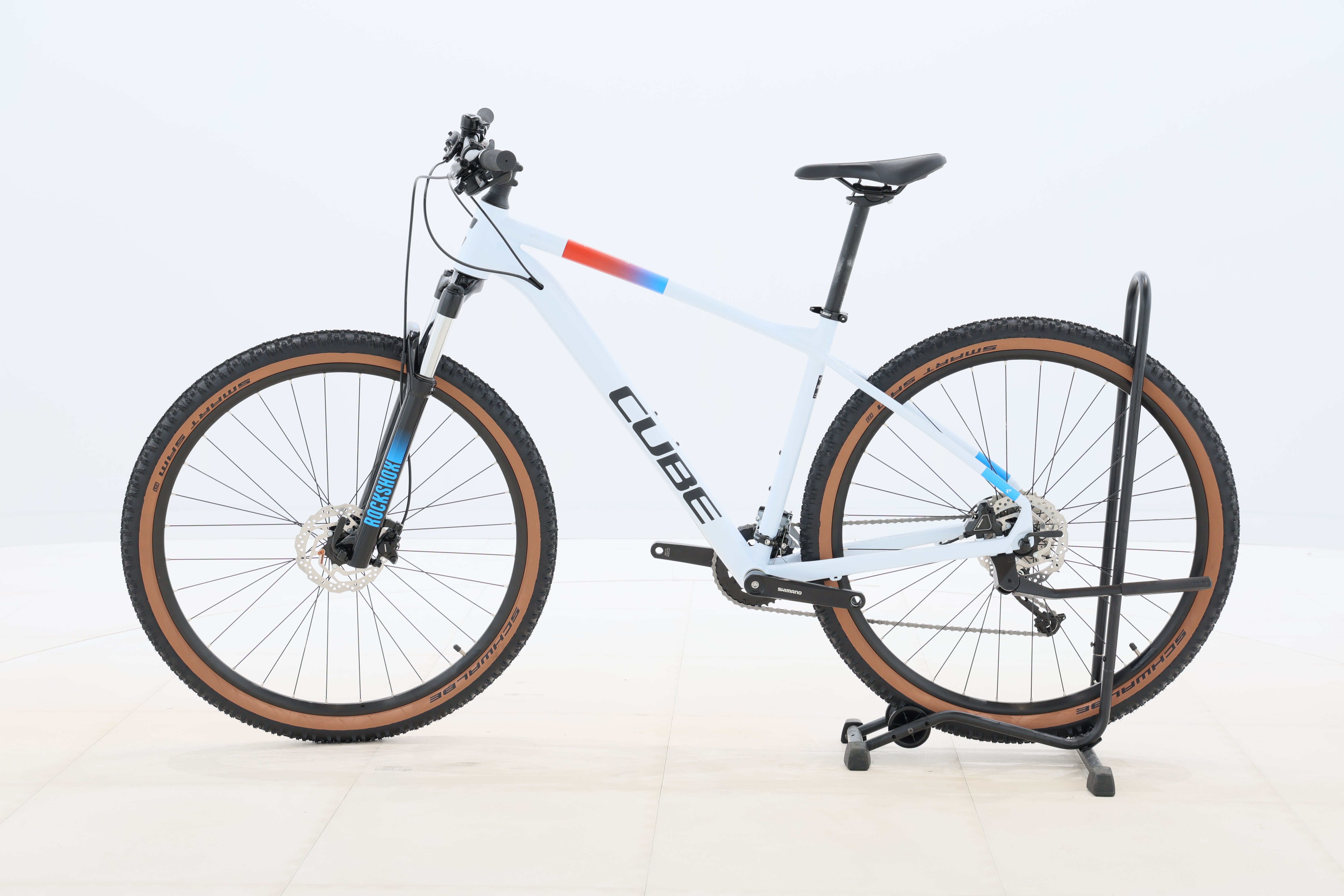 03b65bcc-c28b-43c9-8460-0923890ce536