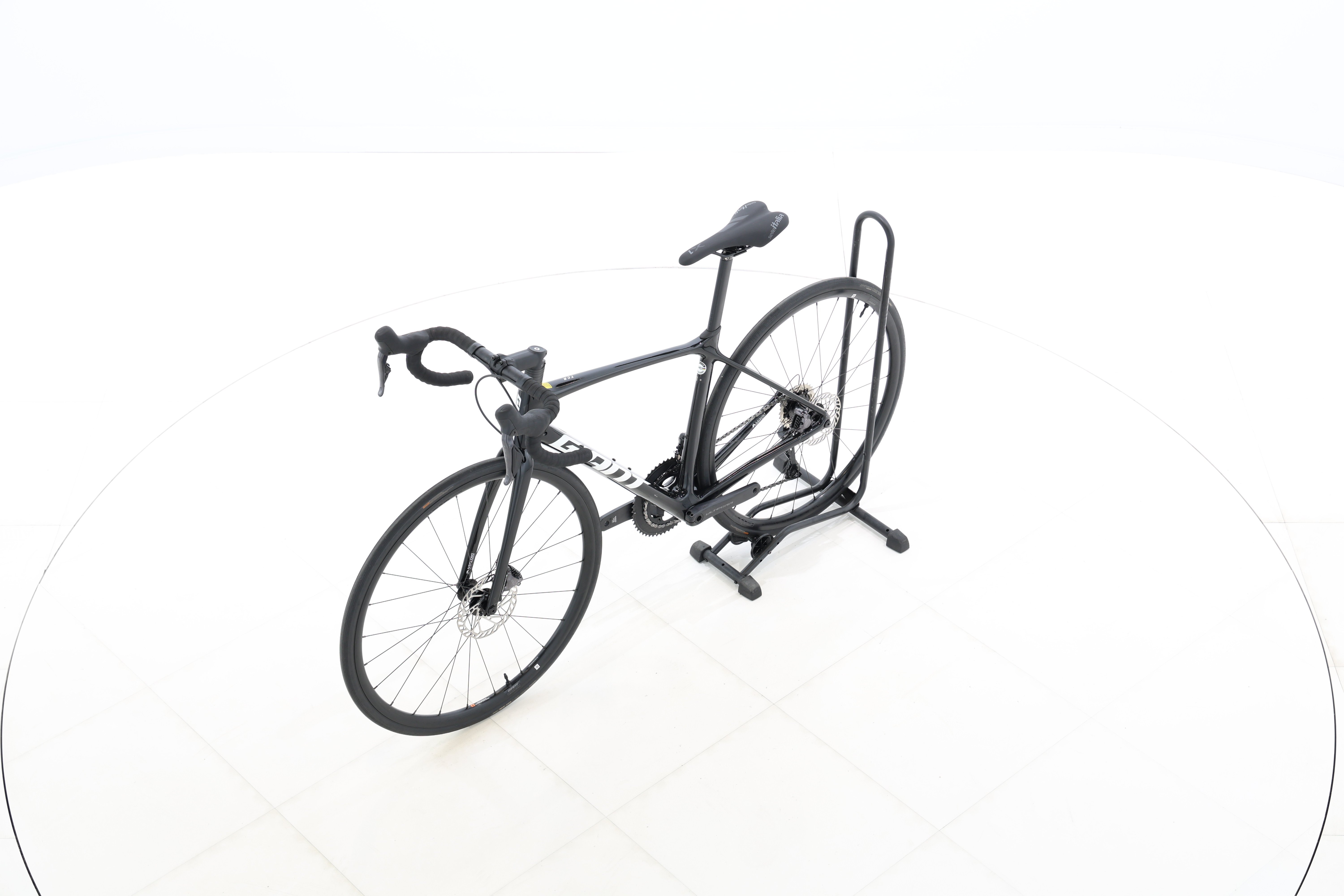 ccf9d814-b25f-4631-ad02-e7590a80e8fd