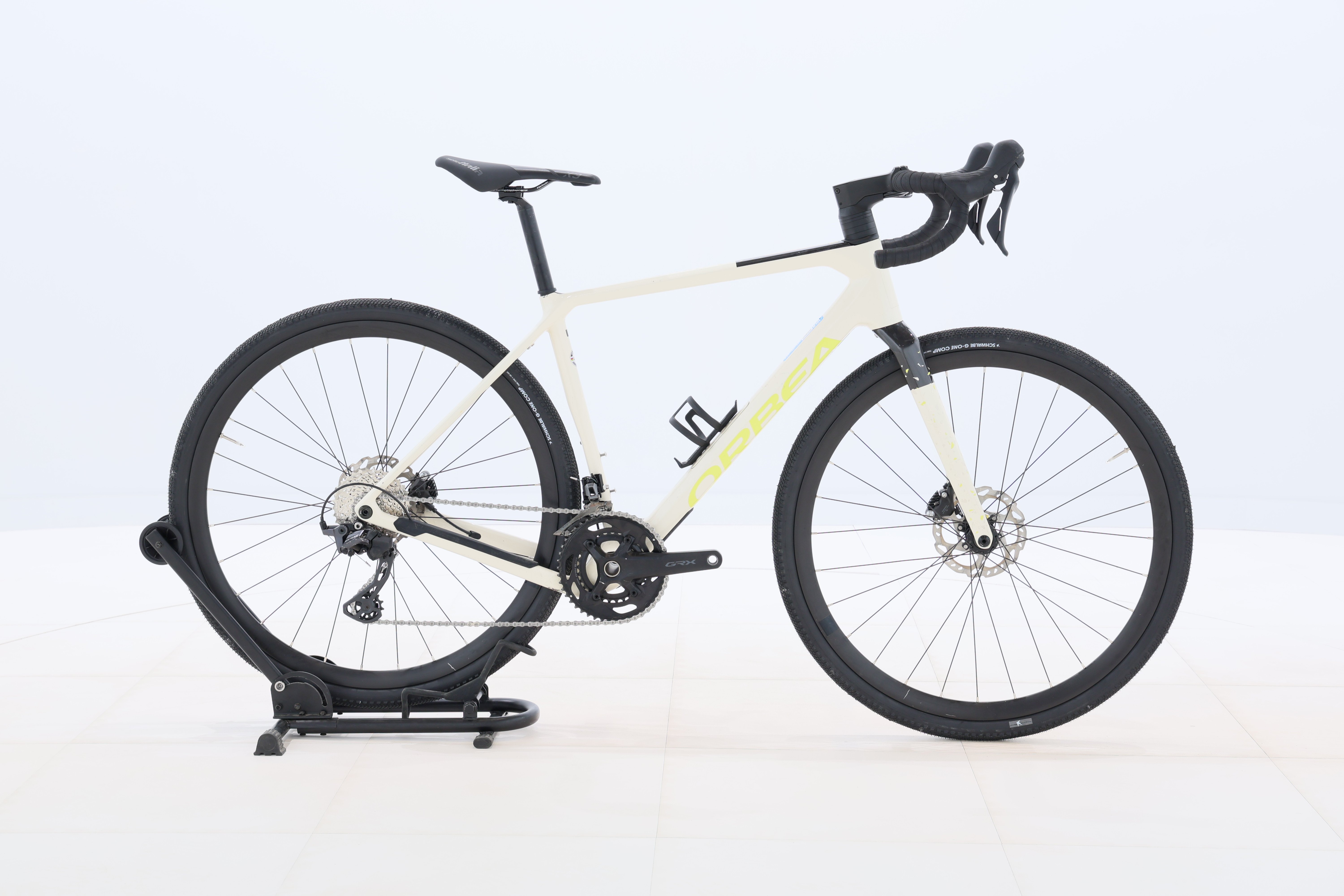 ae8abd53-fc77-4952-a77d-fd1e12b5c975