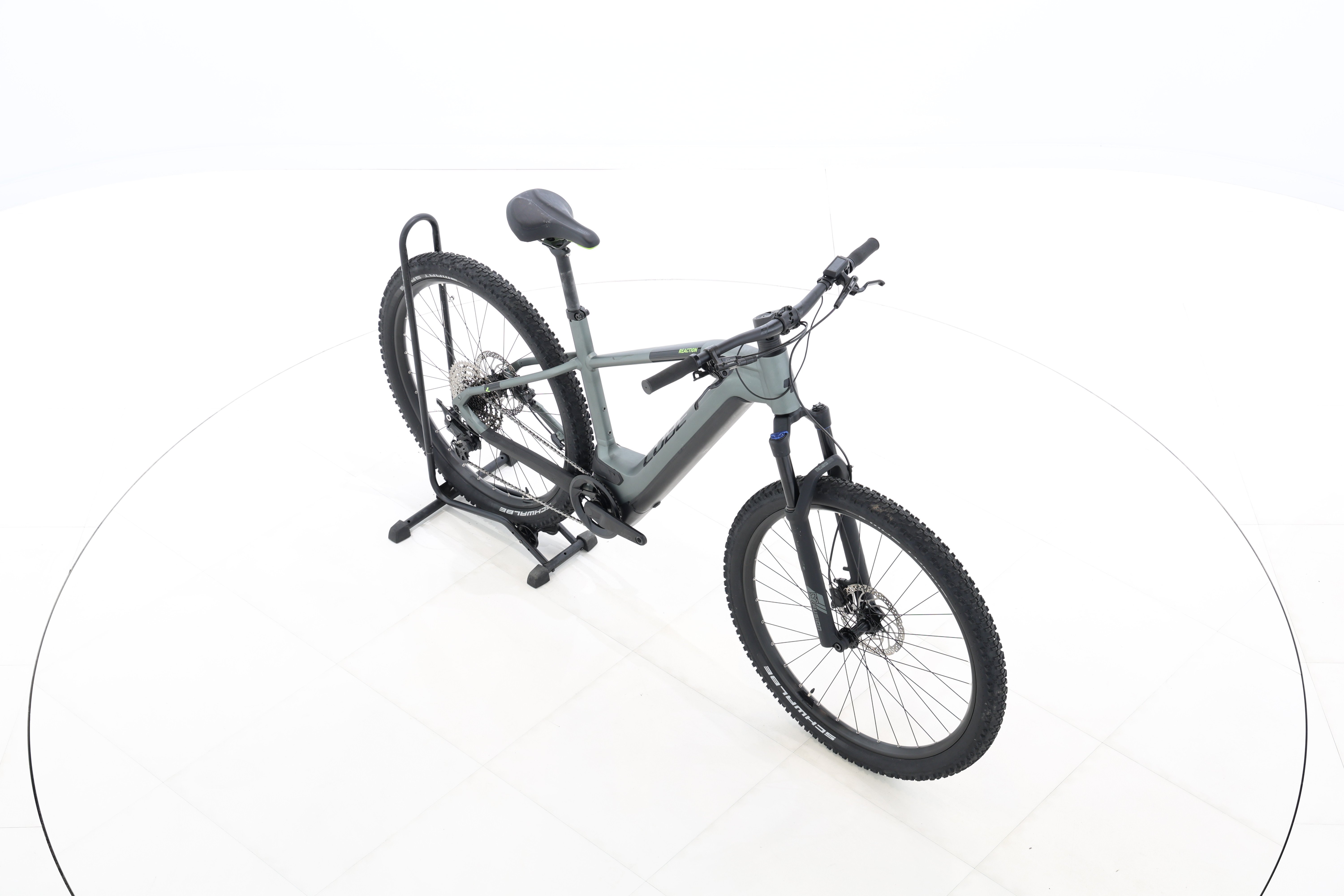 612c815e-9b8d-488e-94f7-f511e3a98bc7