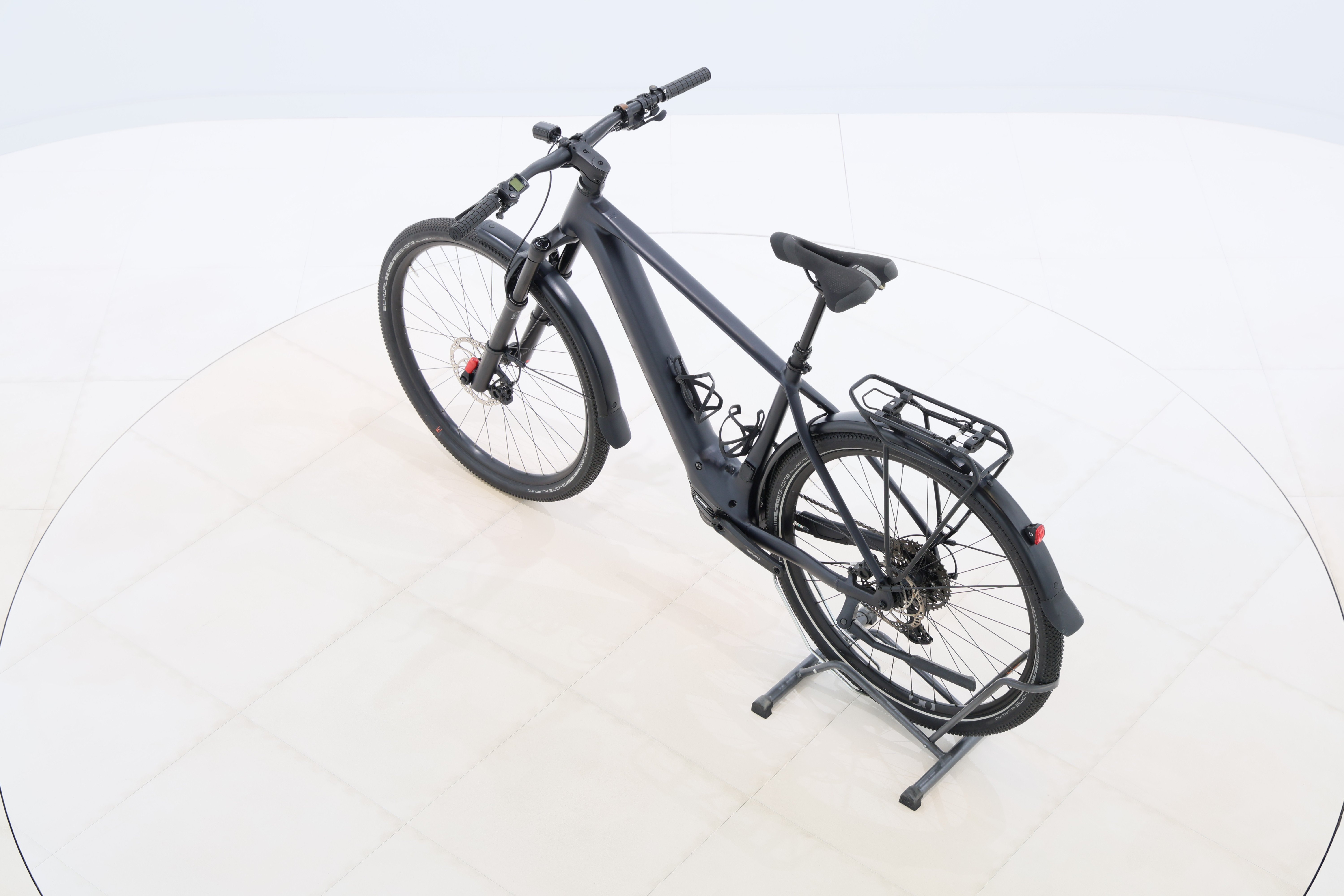 00c428cb-8105-4fc2-ba66-95e3e9335935